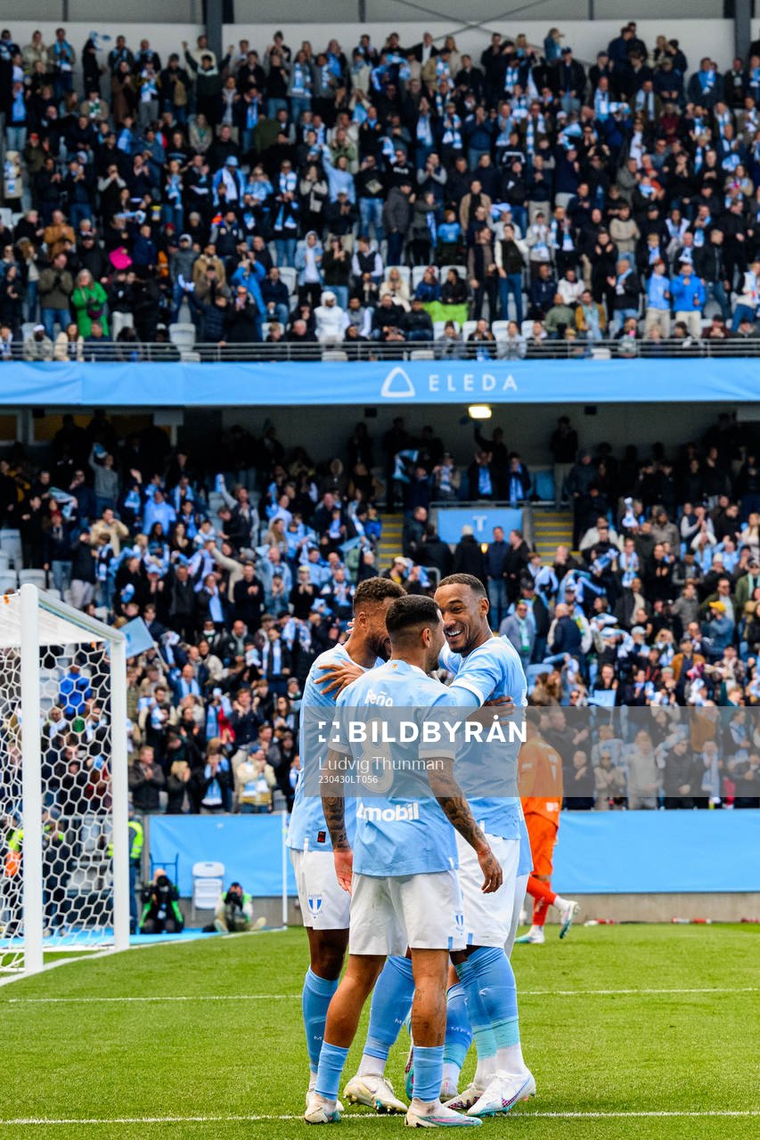 Malmö FFs Isaac Kiese Thelin jublar