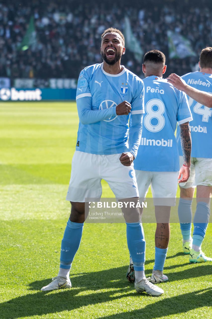 Malmö FFs Isaac Kiese Thelin jublar