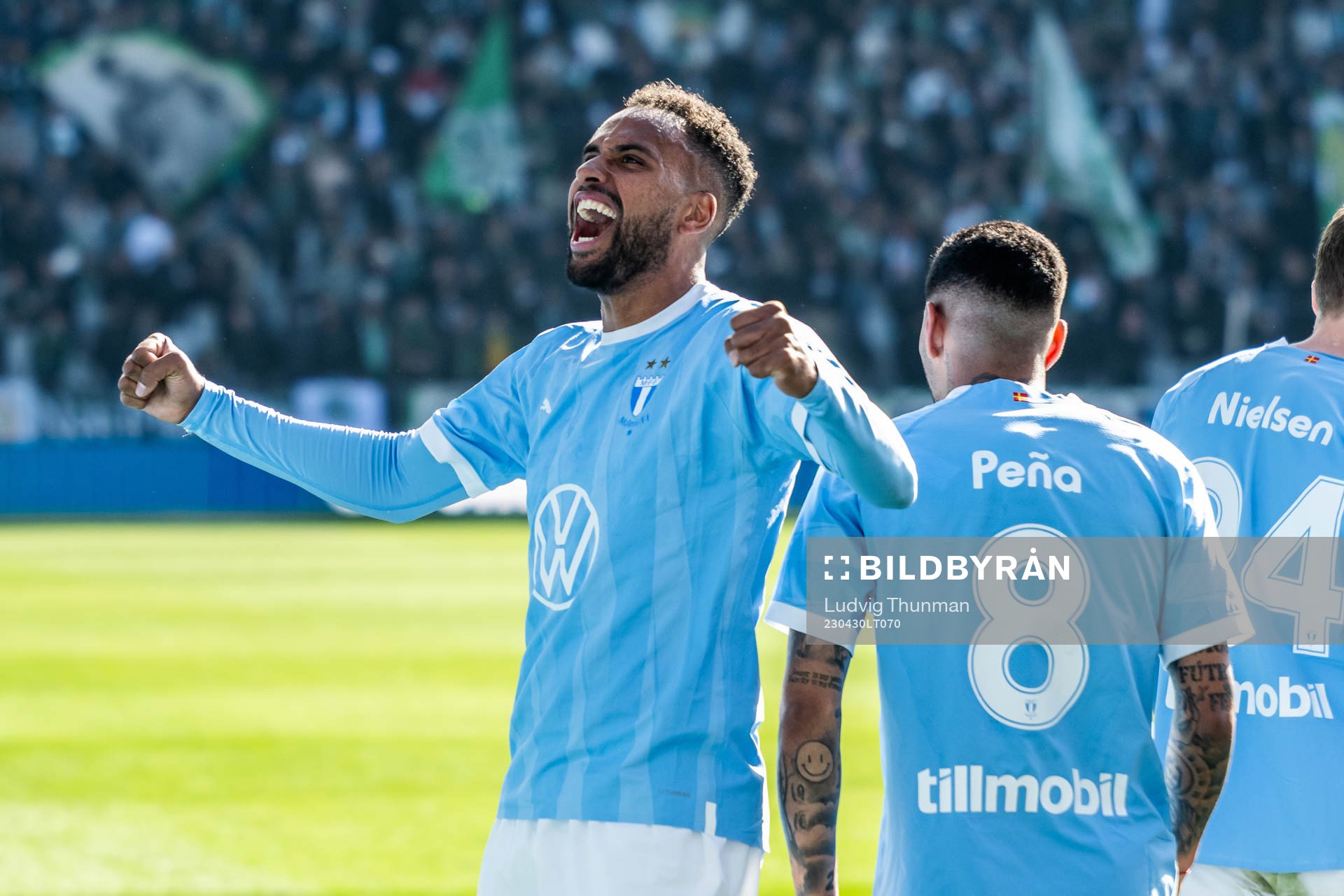 Malmö FFs Isaac Kiese Thelin jublar