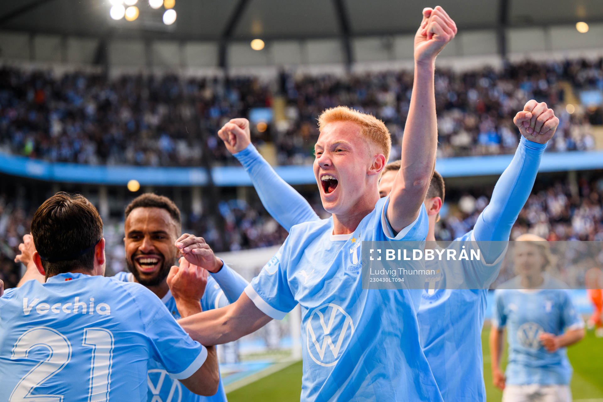 Malmö FFs Hugo Larsson jublar