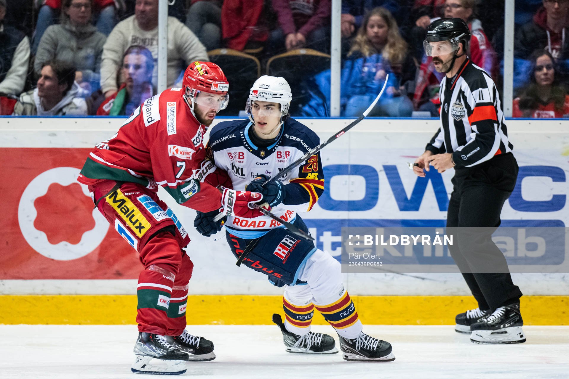 Modos Pontus Näsen och Djurgårdens Liam Öhgren