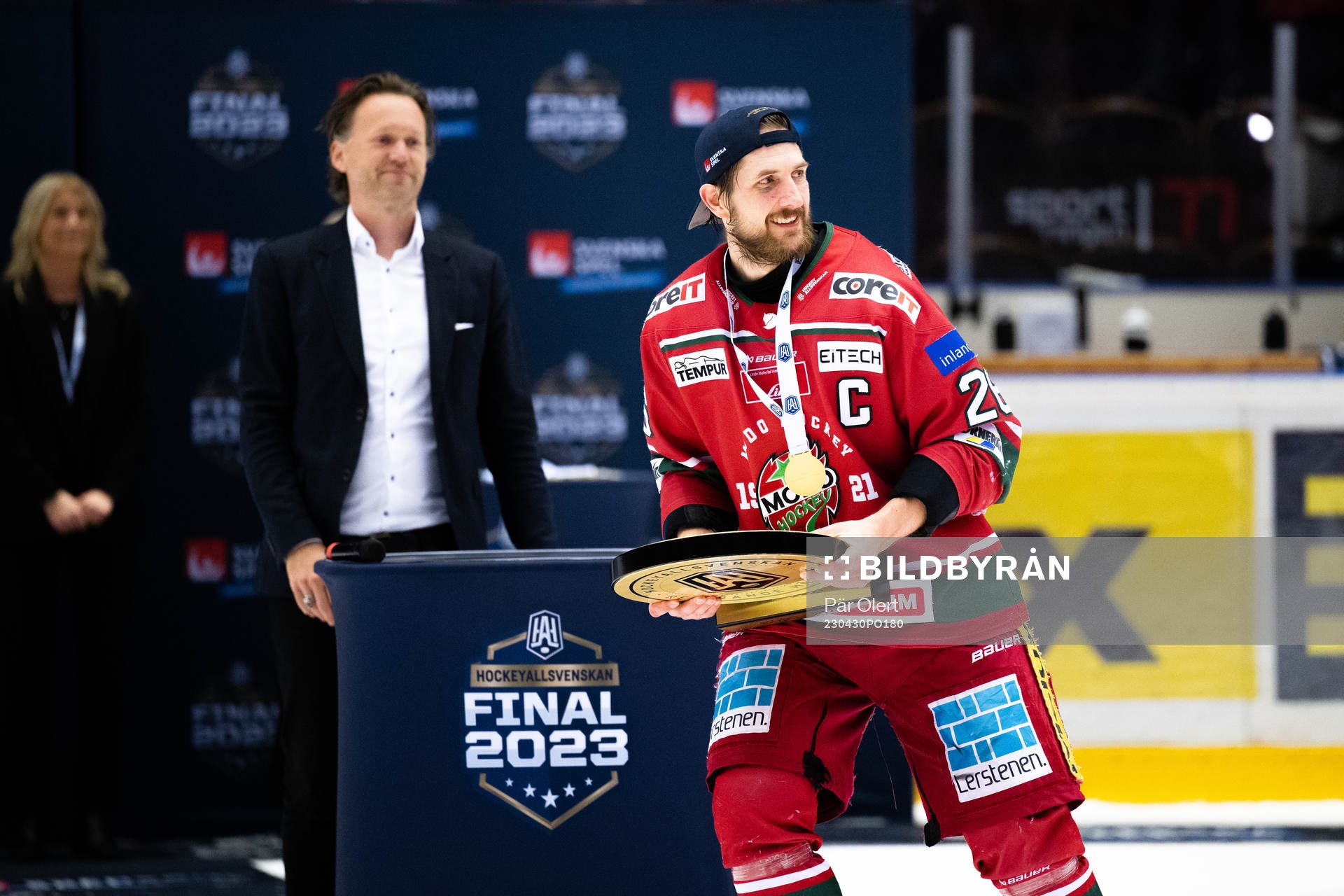 Modos Emil Wahlberg jublar