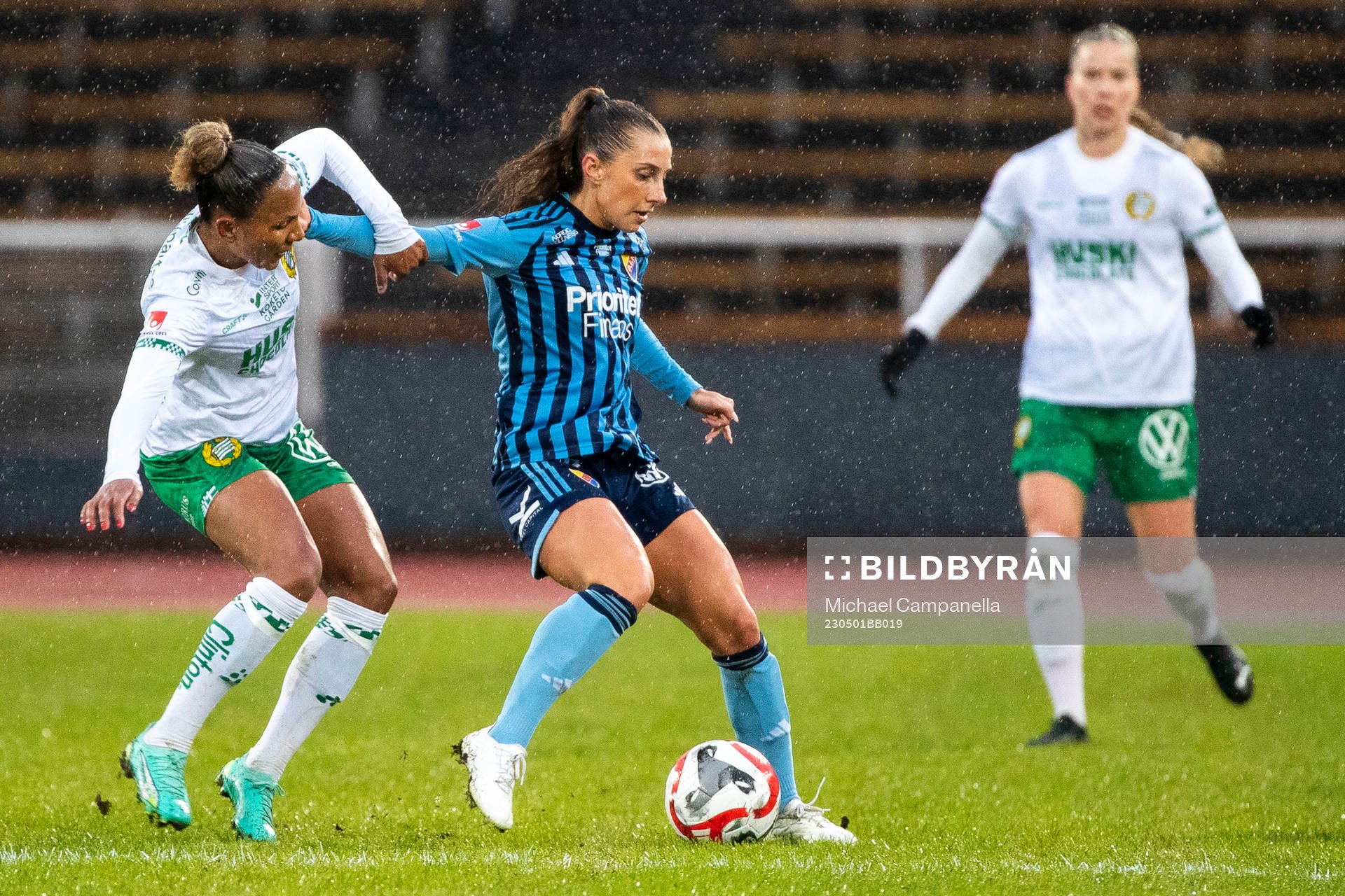 Hammarbys Madelen Janogy och Djurgårdens Tilde Lindwall