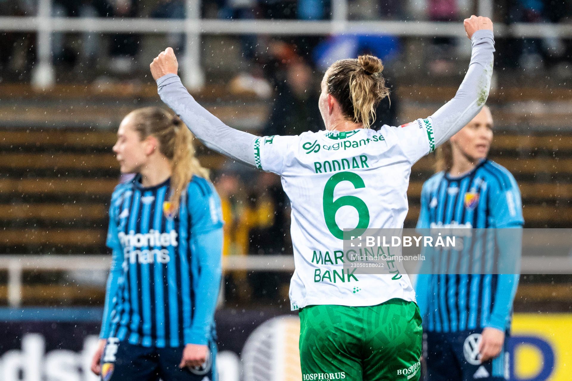 Hammarbys Julia Roddar jublar