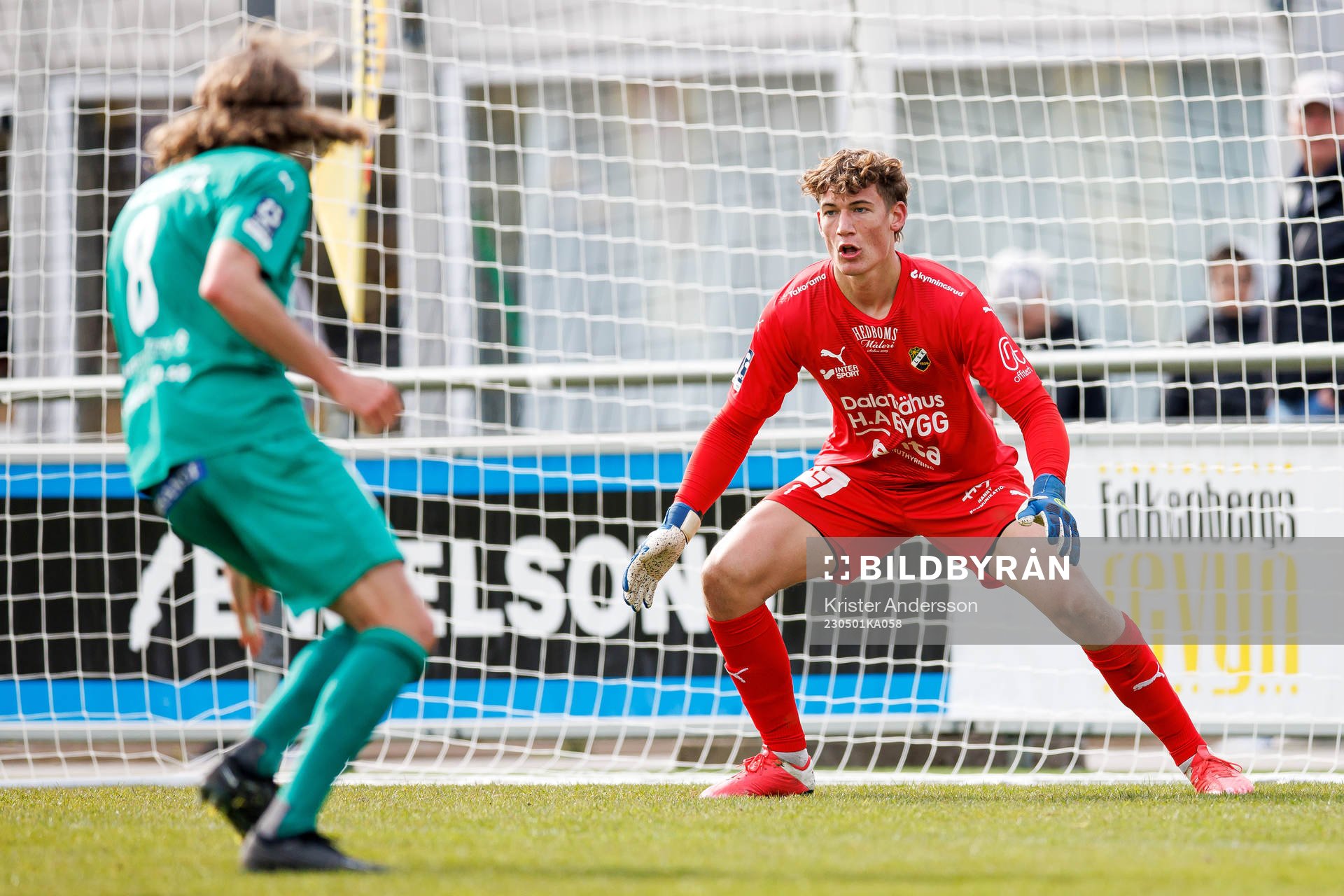 Ljungskiles målvakt Kees Sims under fotbollsmatchen i Ettan södra mellan Falkenberg och Ljungskile den 1 maj 2023 i Falkenberg.