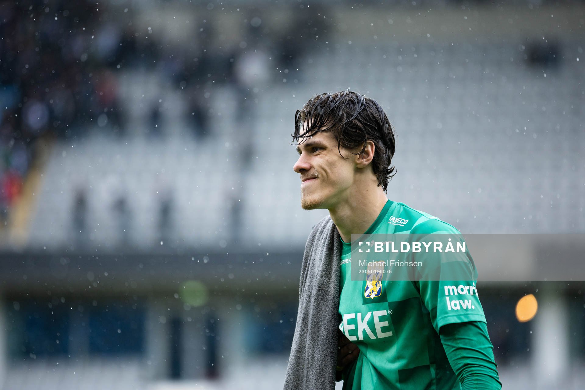 IFK Göteborgs målvakt Adam Benediktsson deppar