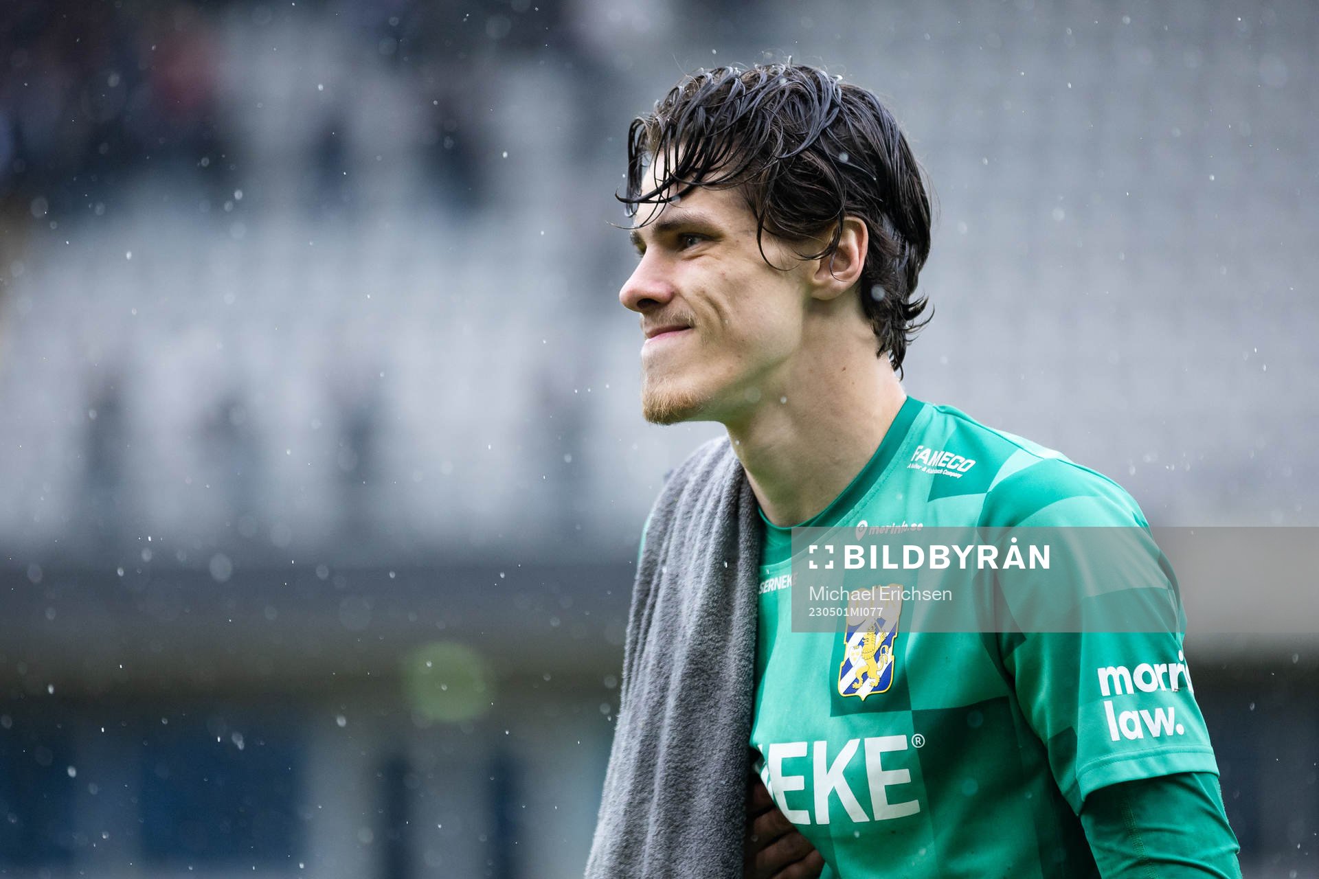 IFK Göteborgs målvakt Adam Benediktsson deppar