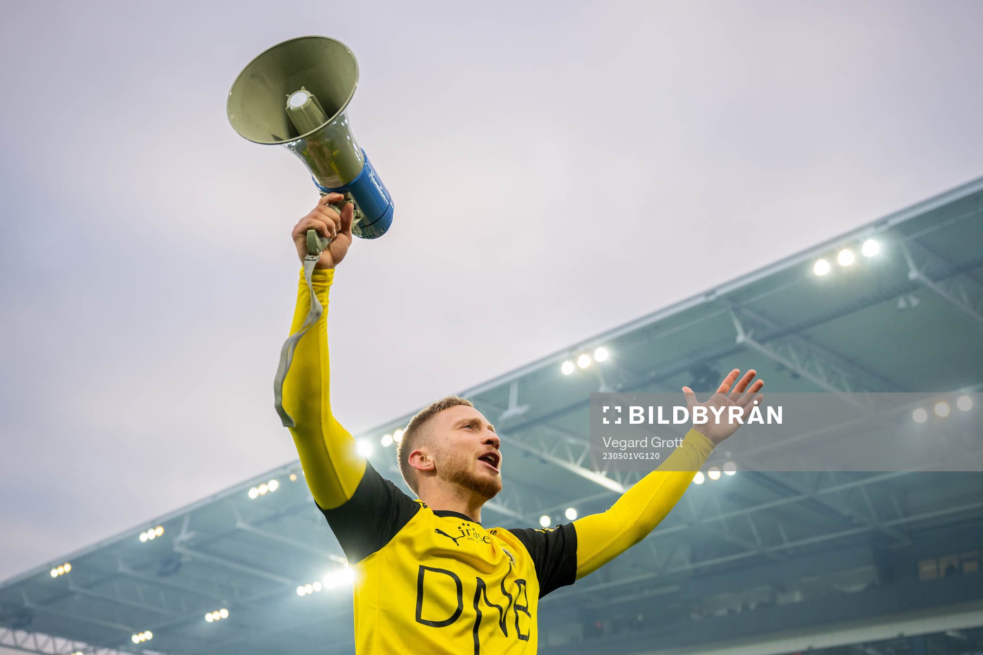 Eskil Edh of Lillestrøm celebrates after the Eliteserien football match between Vålerenga and Lillestrøm on May 1, 2023 in Oslo. 