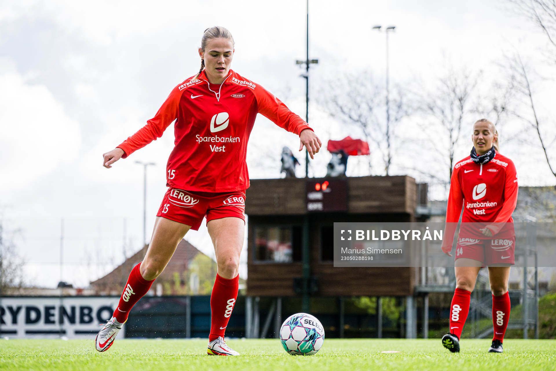 Marthine Østenstad of Brann warms up