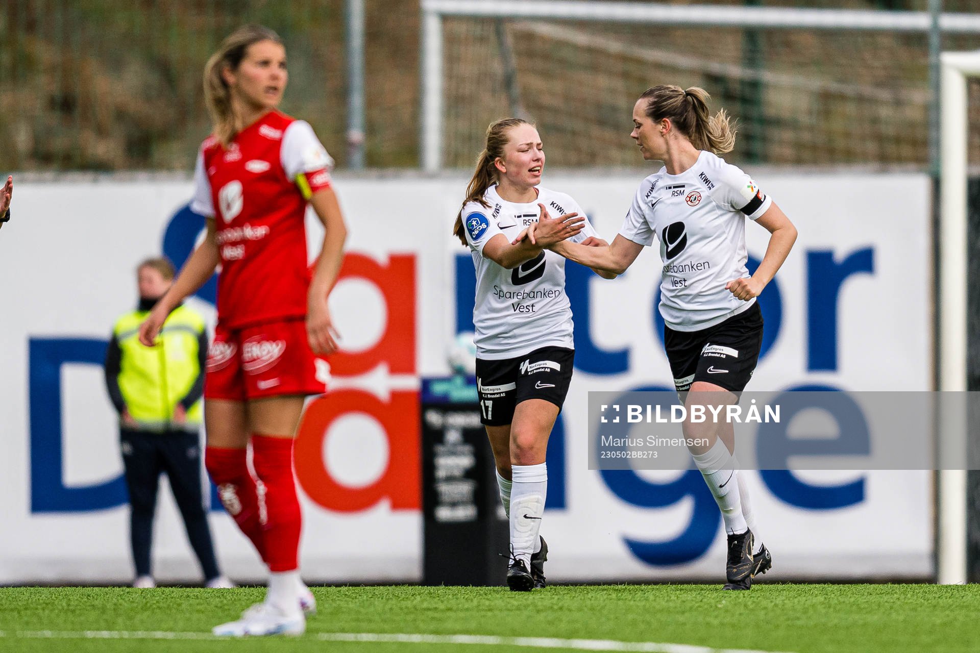 Stine Hovland of Arna-Bjørnar celebrates