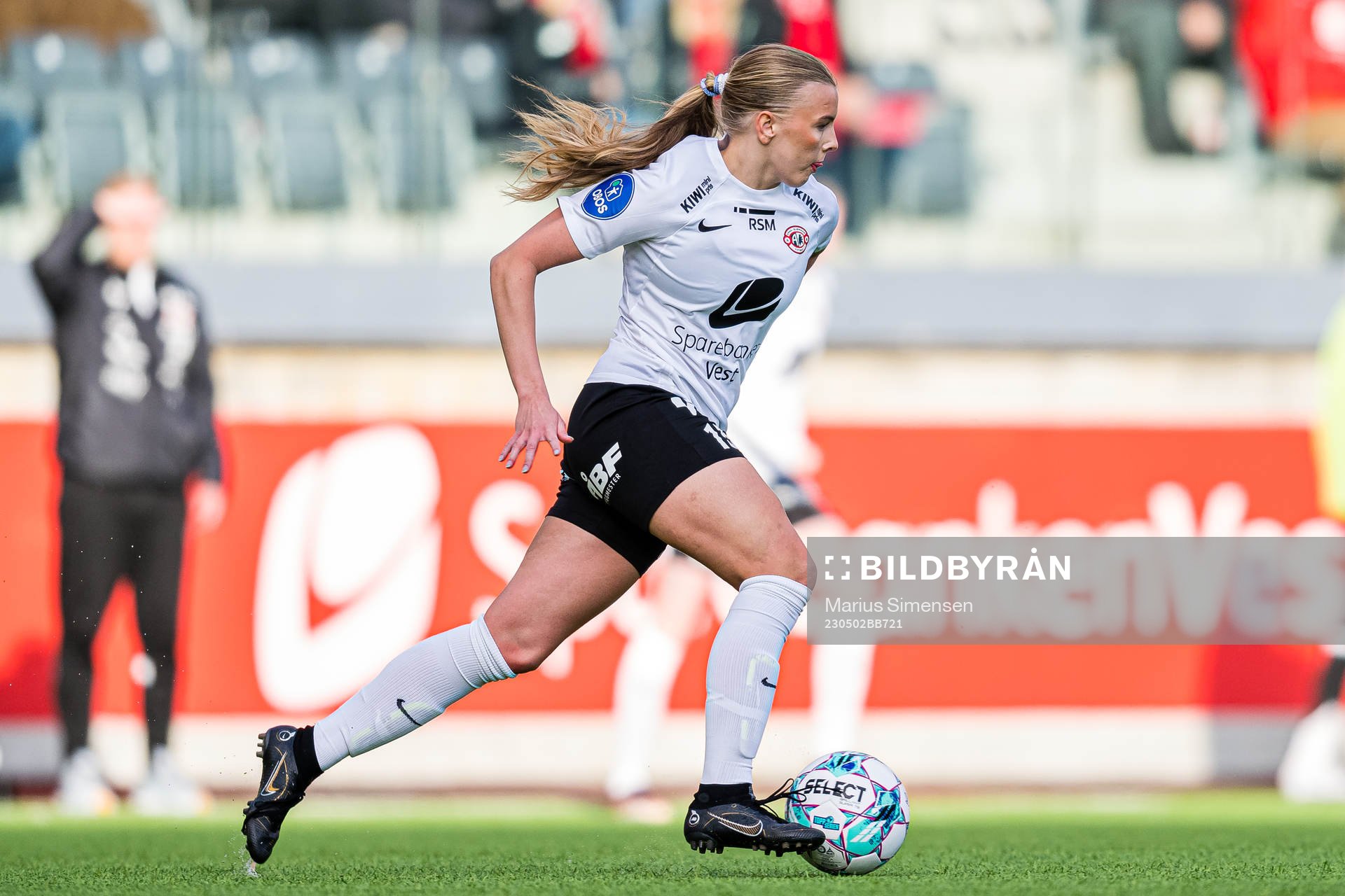 Helle Stenersen of Arna-Bjørnar