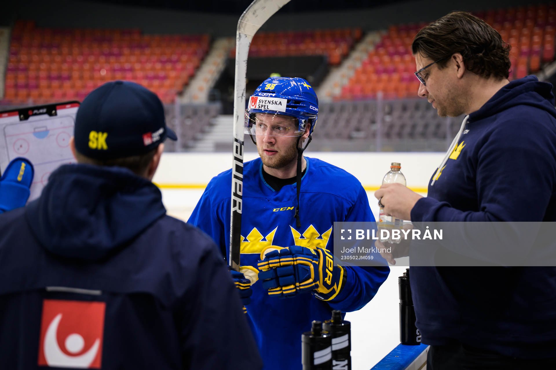 Alexander Nylander and assistant general manager Josef