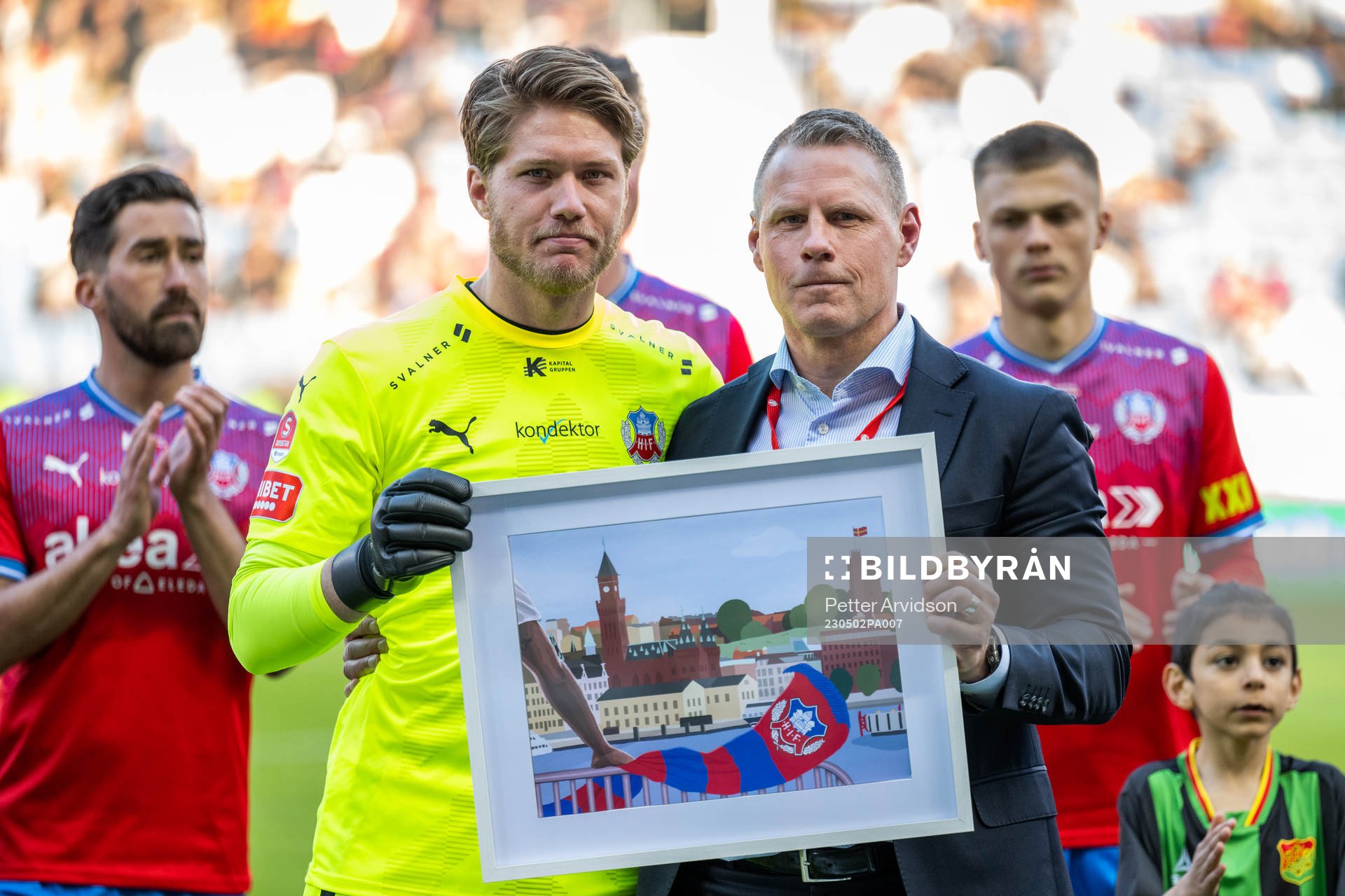 Helsingborgs målvakt Kalle Joelsson uppmärksammas av