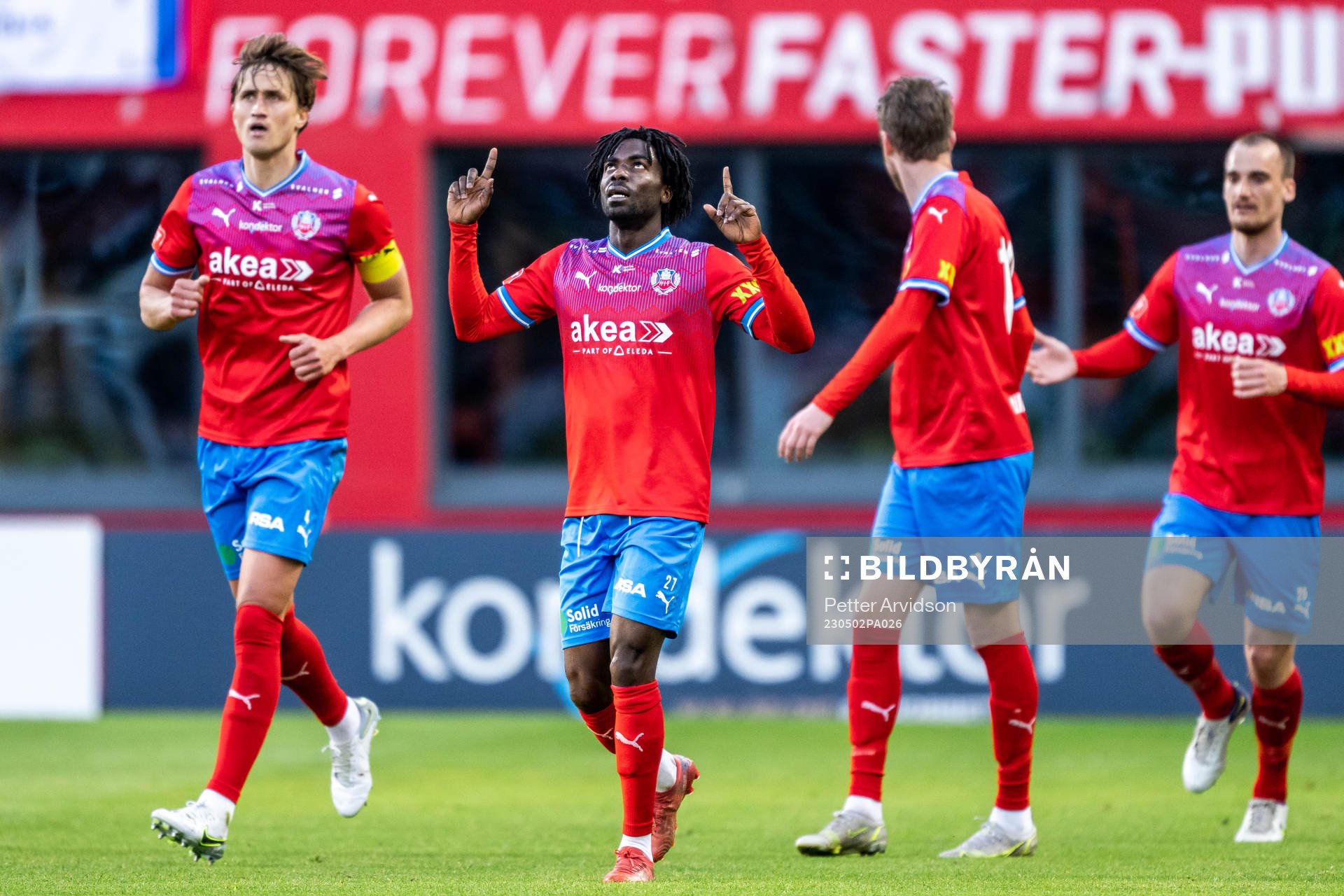 Helsingborgs Benjamin Acquah jublar