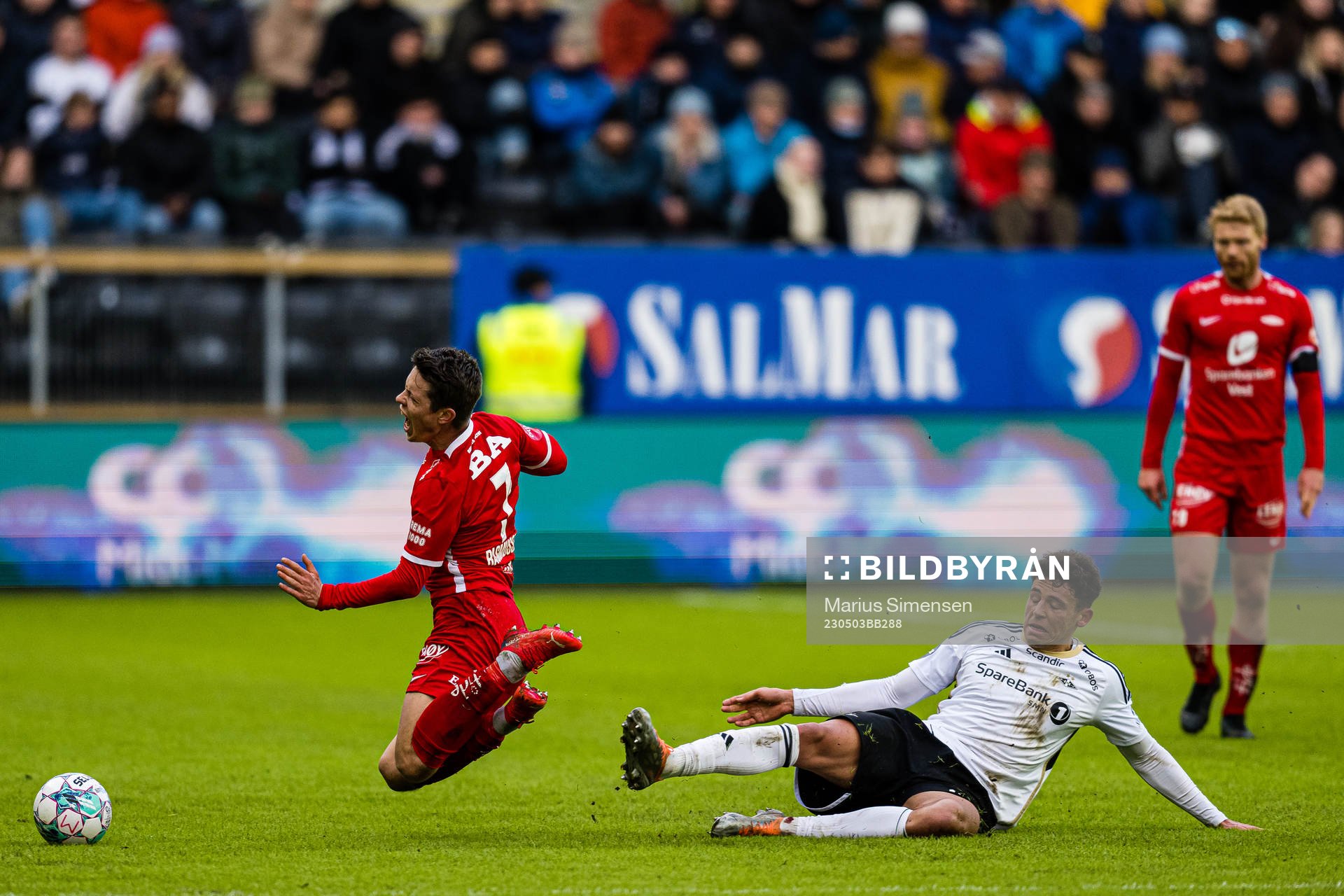 Mathias Rasmussen of Brann and Samual Jarard Rogers of