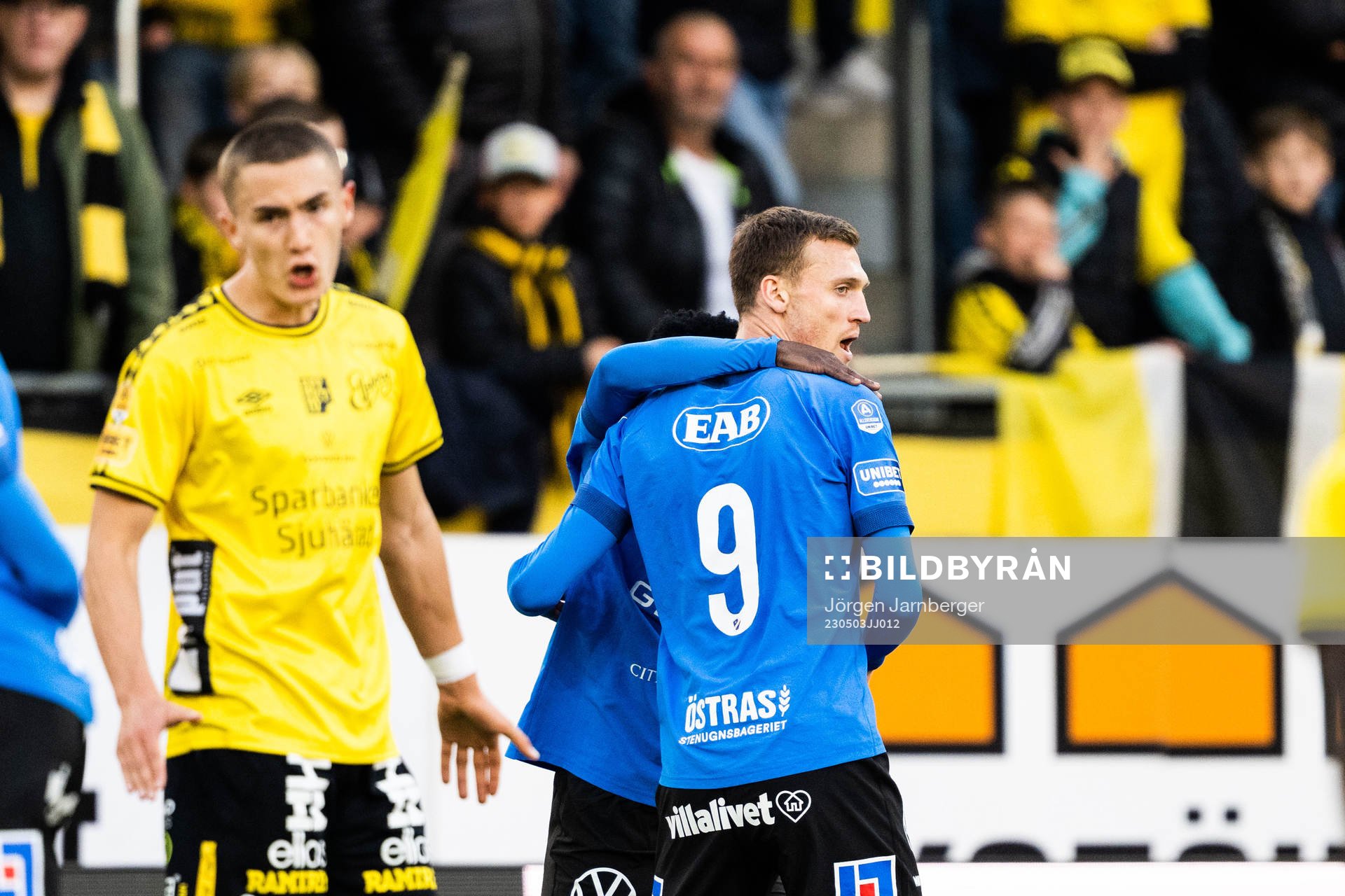 Halmstads Viktor Granath jublar och Elfsborgs Gustaf