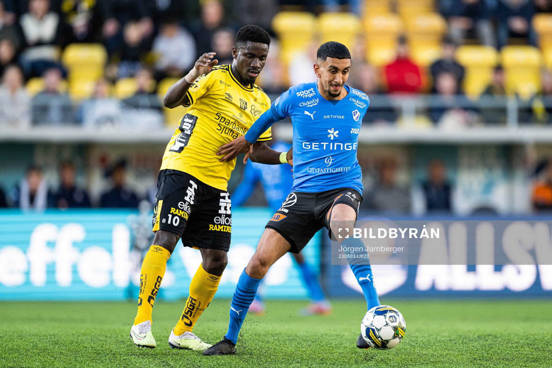 Elfsborgs Michael Baidoo och Halmstads Amir Al-Ammari