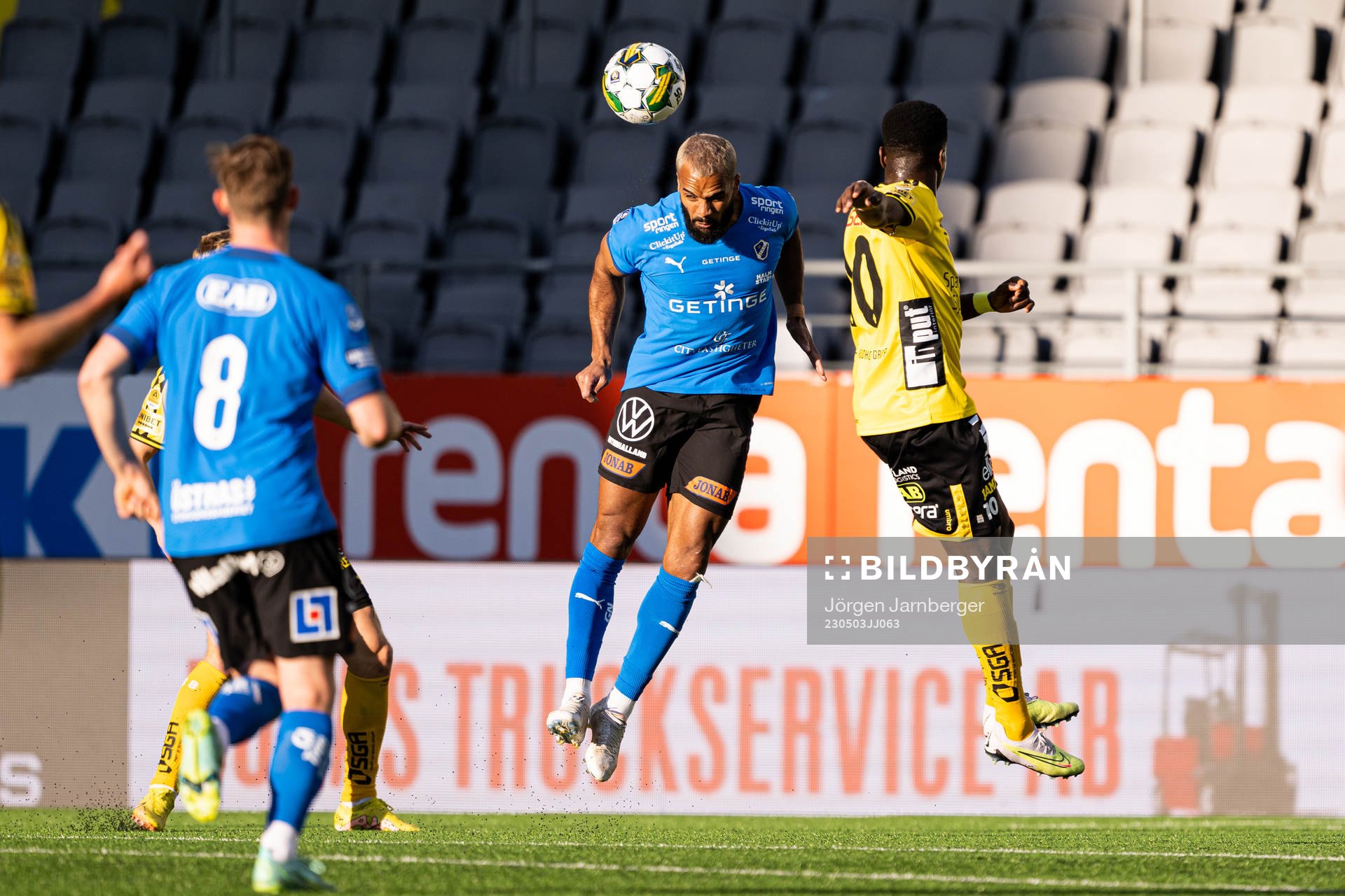 Halmstads Phil Ofosu-Ayeh och Elfsborgs Michael Baidoo