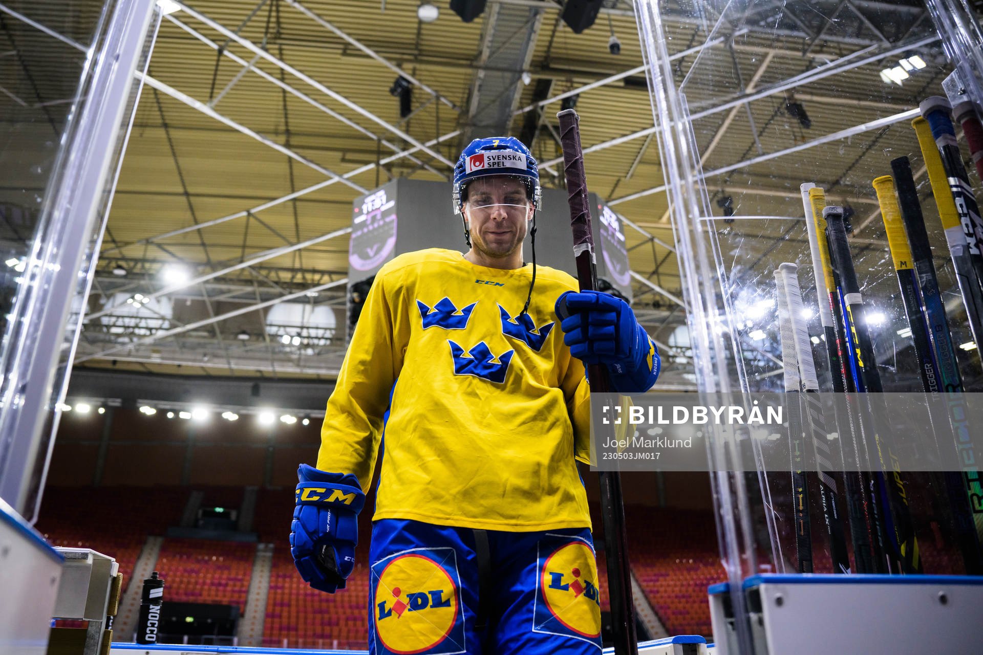 Henrik Tömmernes of Sweden at a practice session