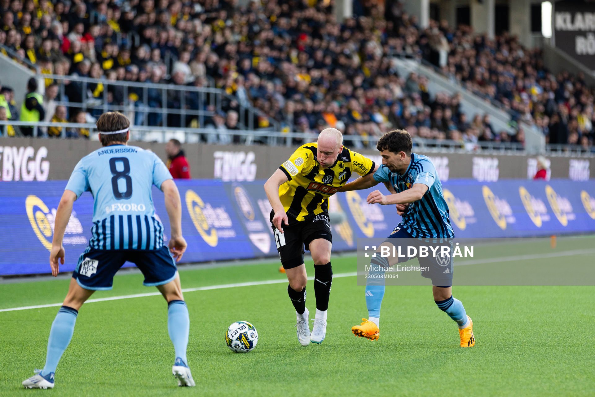 Djurgårdens Elias Andersson och Gustav Wikheim mot