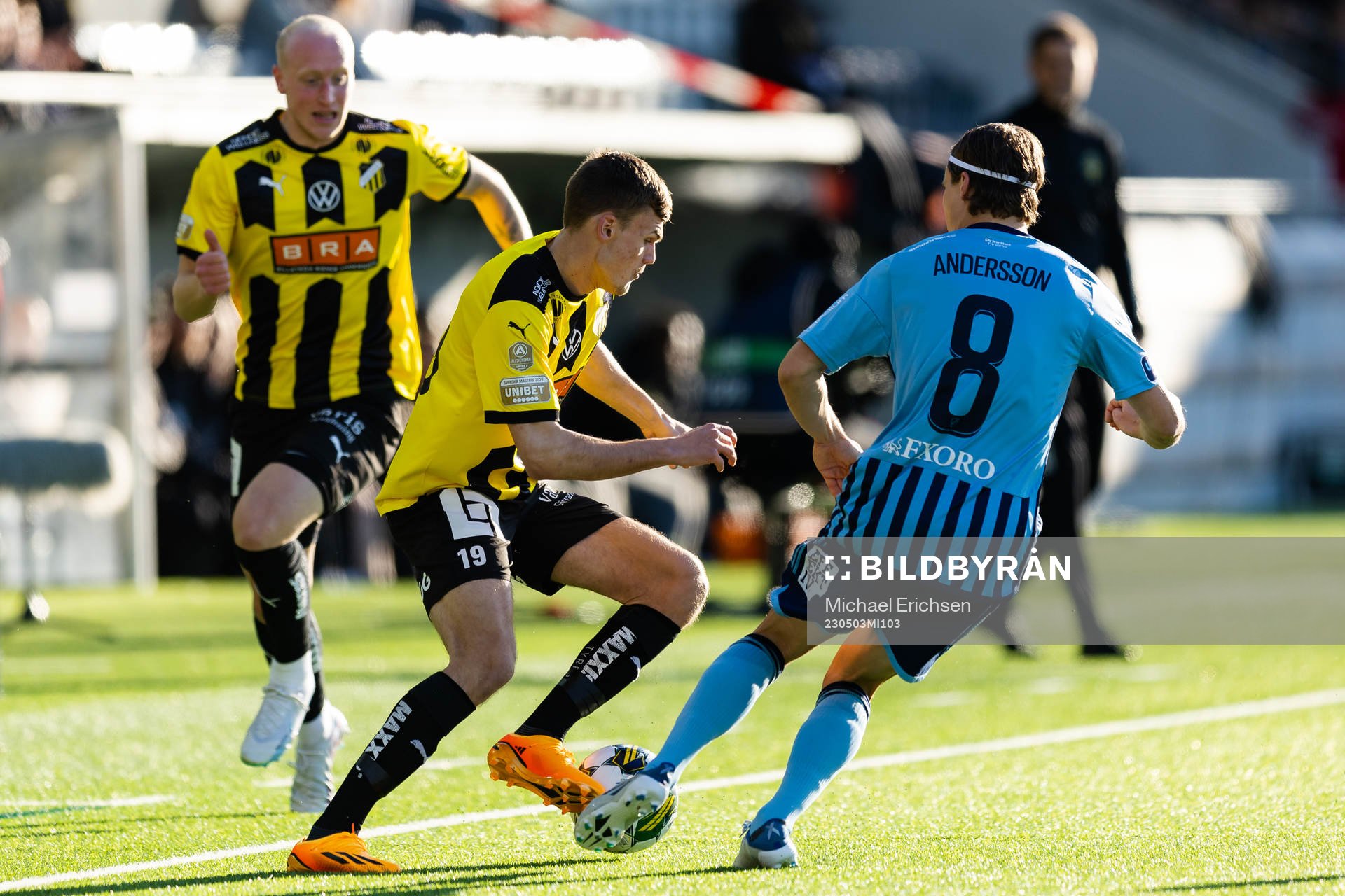Häckens Oscar Uddenäs mot Djurgårdens Elias Andersson