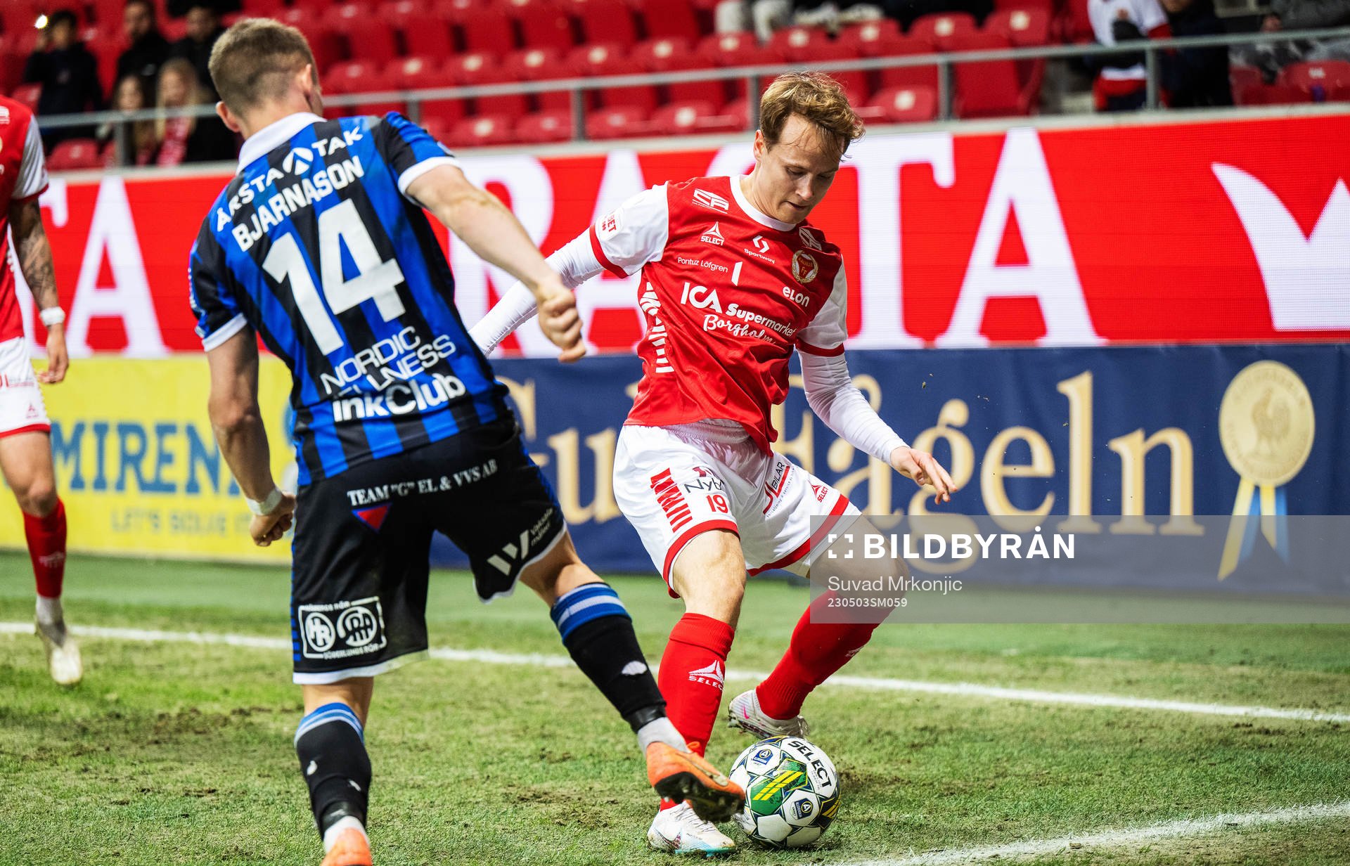 Sirius Aron Bjarnason och Kalmars Saku Ylätupa