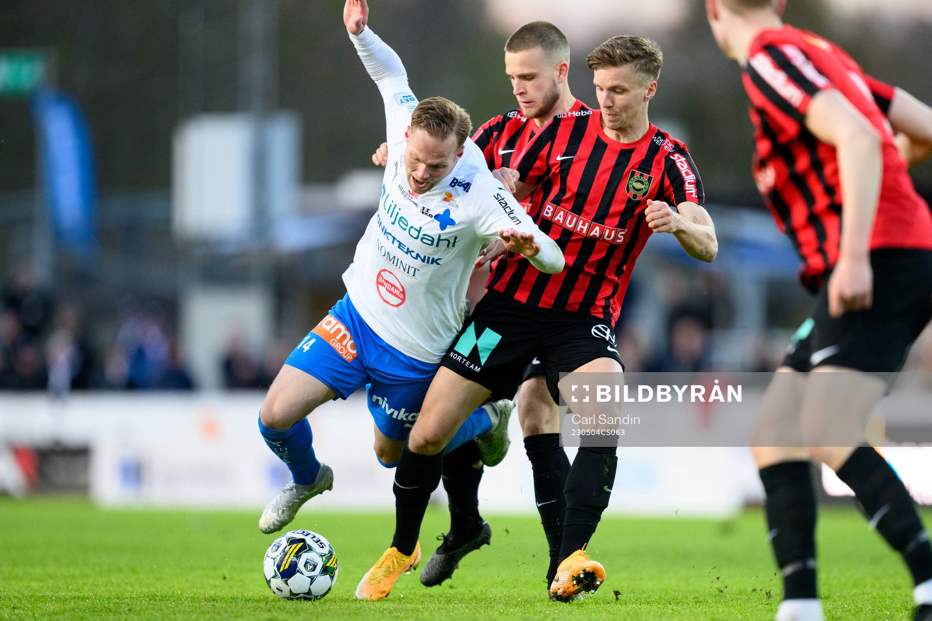 Värnamos Gustav Engvall och Brommapojkarnas Samuel Leach