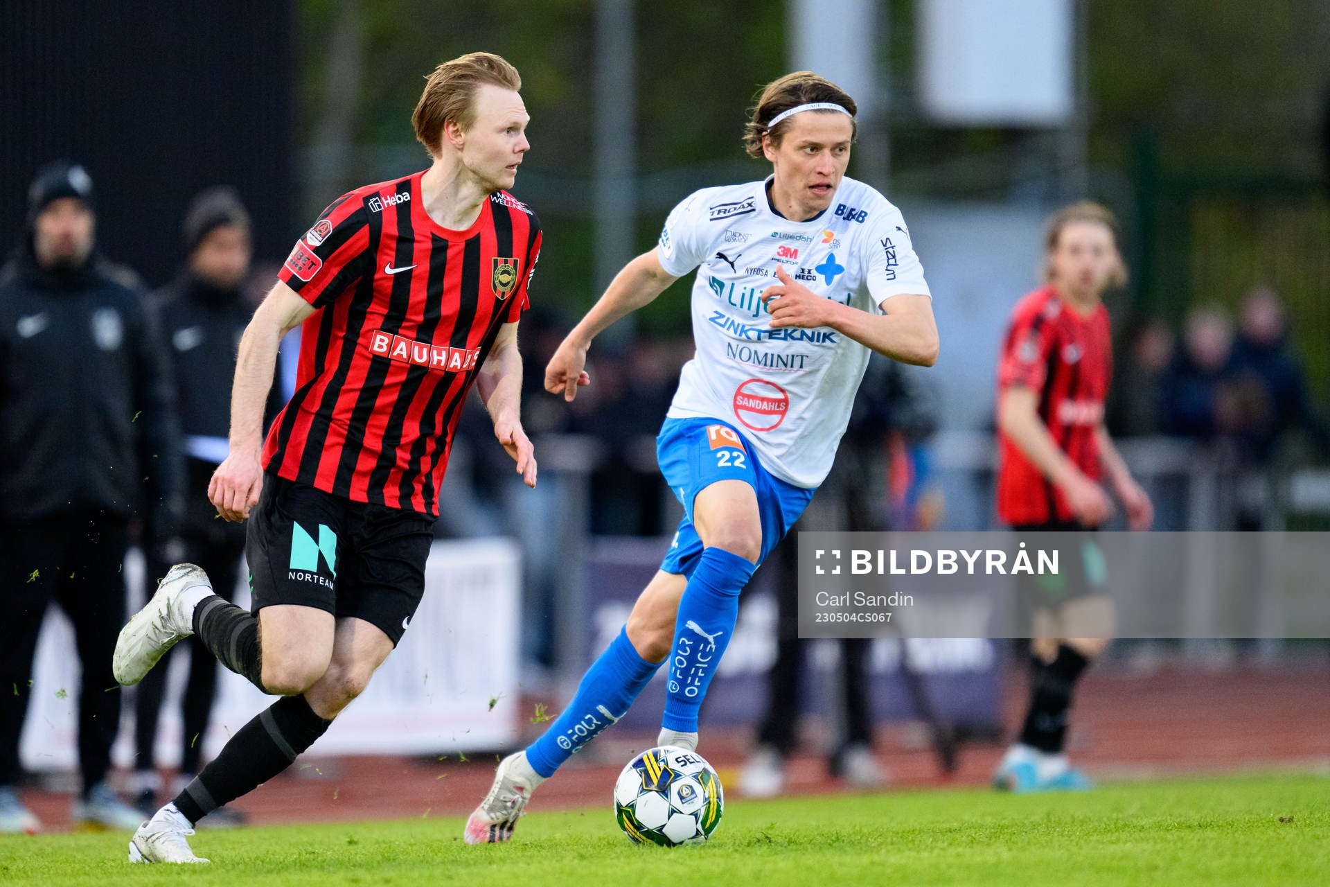 Brommapojkarnas Tim Waker och Värnamos Simon Thern