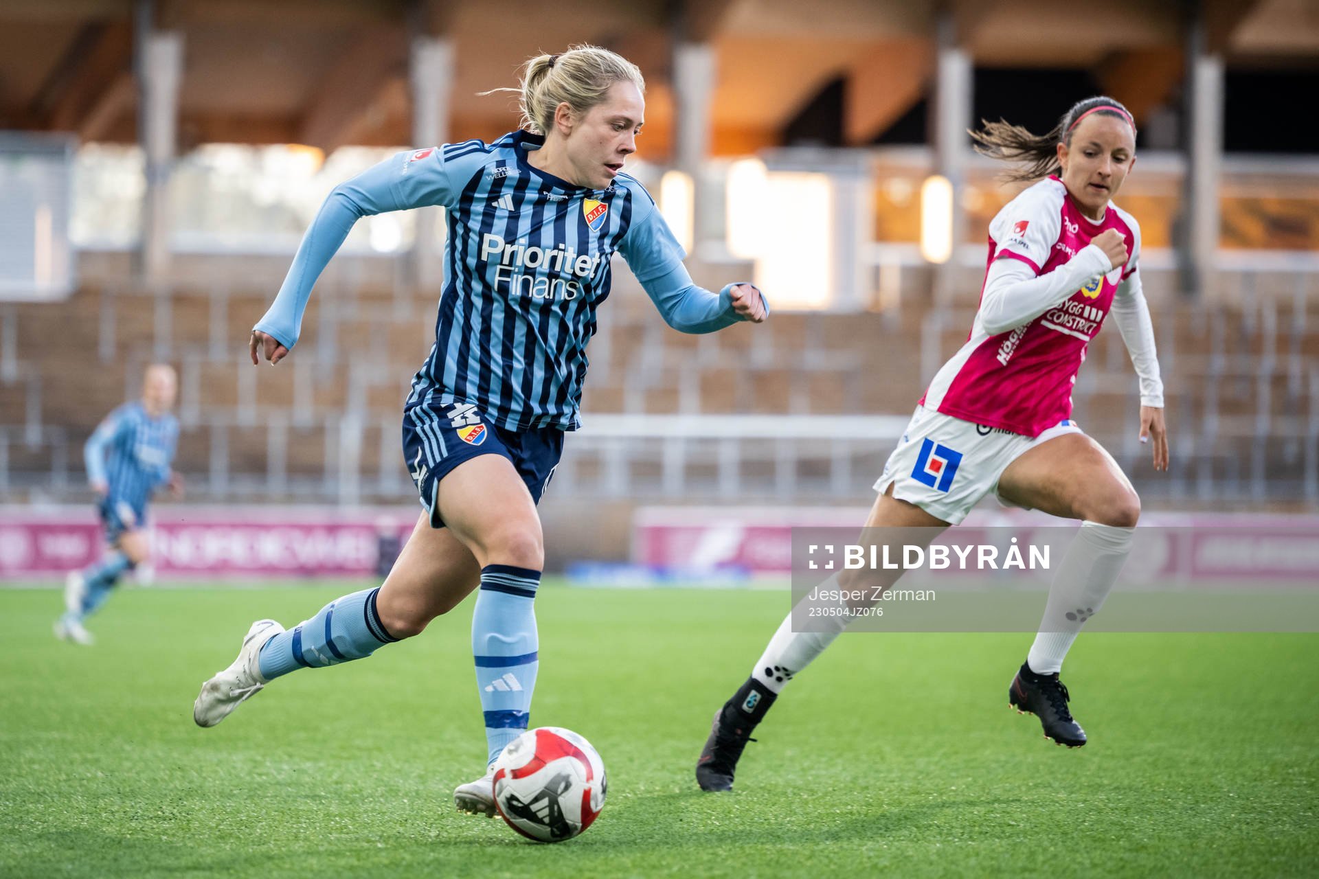 Djurgårdens Alice Bergström under fotbollsmatchen i Damallsvenskan mellan IK Uppsala och Djurgården den 4 maj 2023 i Uppsala. 
