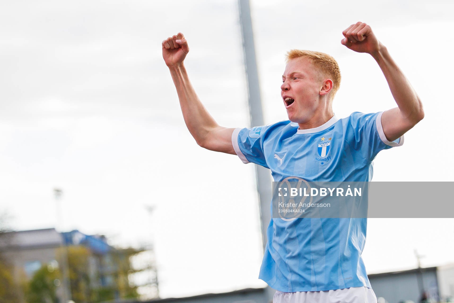 Malmö FFs Hugo Larsson jublar