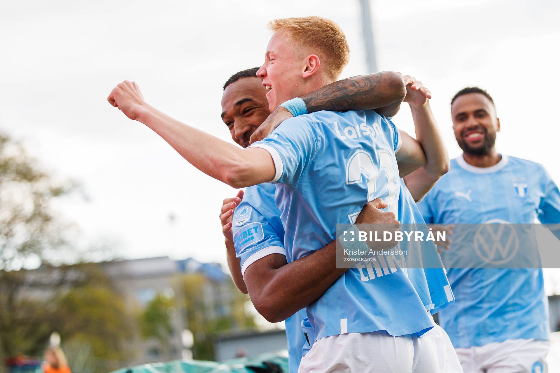 Malmö FFs Hugo Larsson jublar