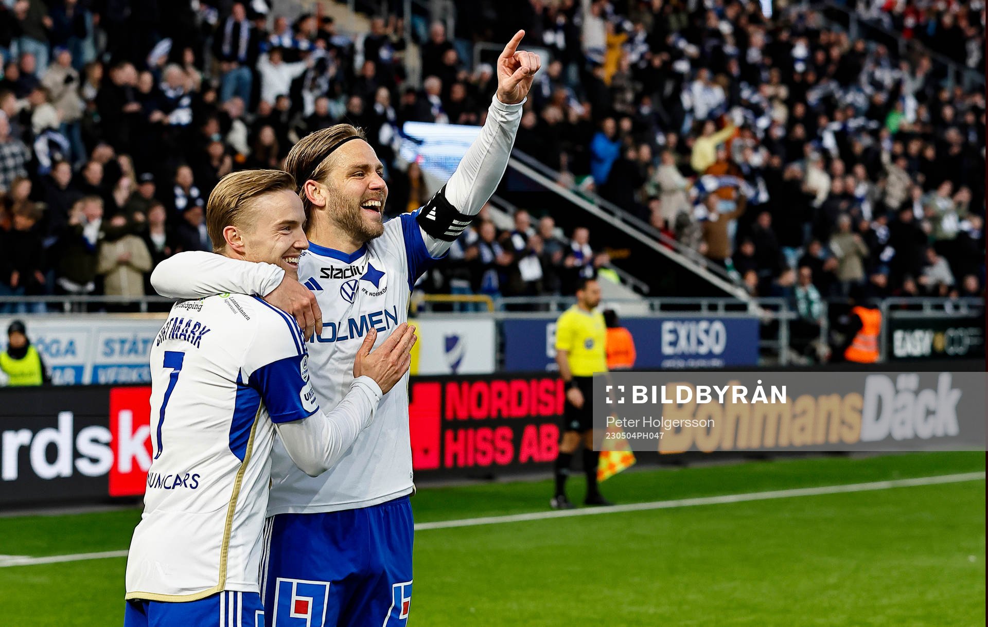 IFK Norrköpings Jacob Ortmark och Christoffer Nyman jublar