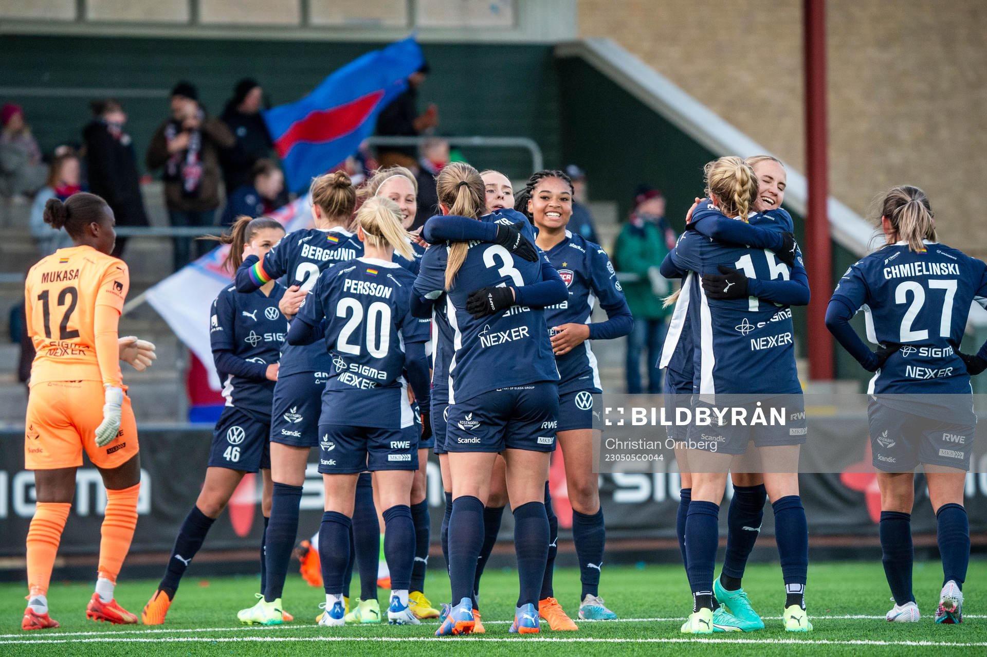 Jubel bland FC Rosengårds spelare
