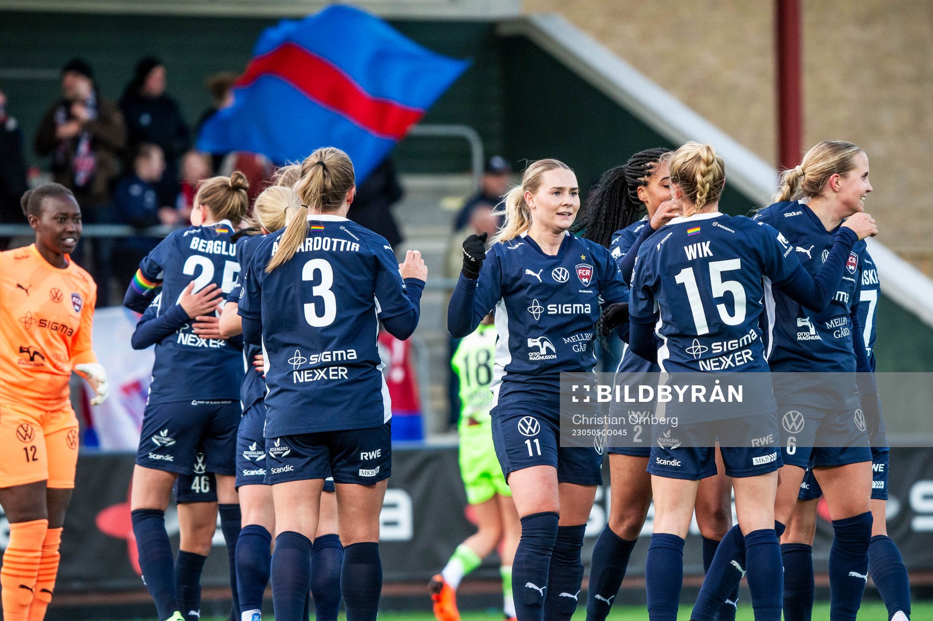 Jubel bland FC Rosengårds spelare