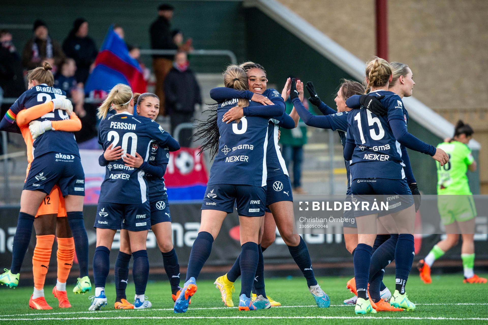 Jubel bland FC Rosengårds spelare