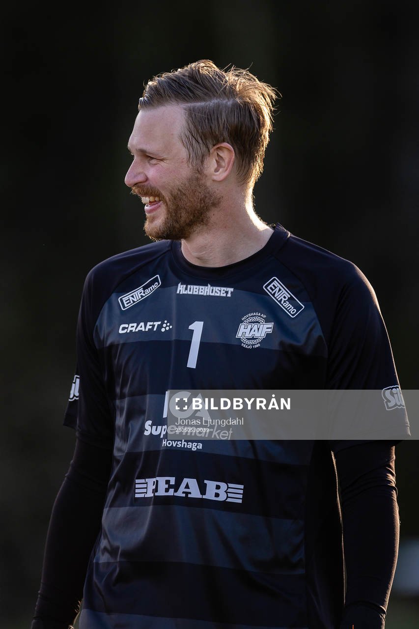 Hovshagas målvakt Victor Svensson