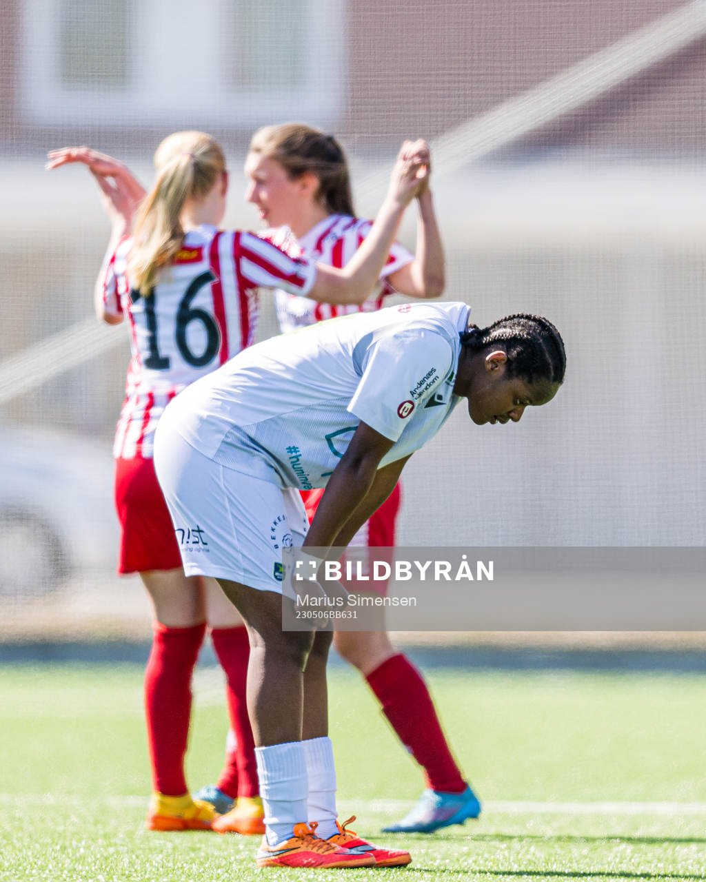 Joshualyn Favour Reeves of Øvrevoll Hosle looks dejected