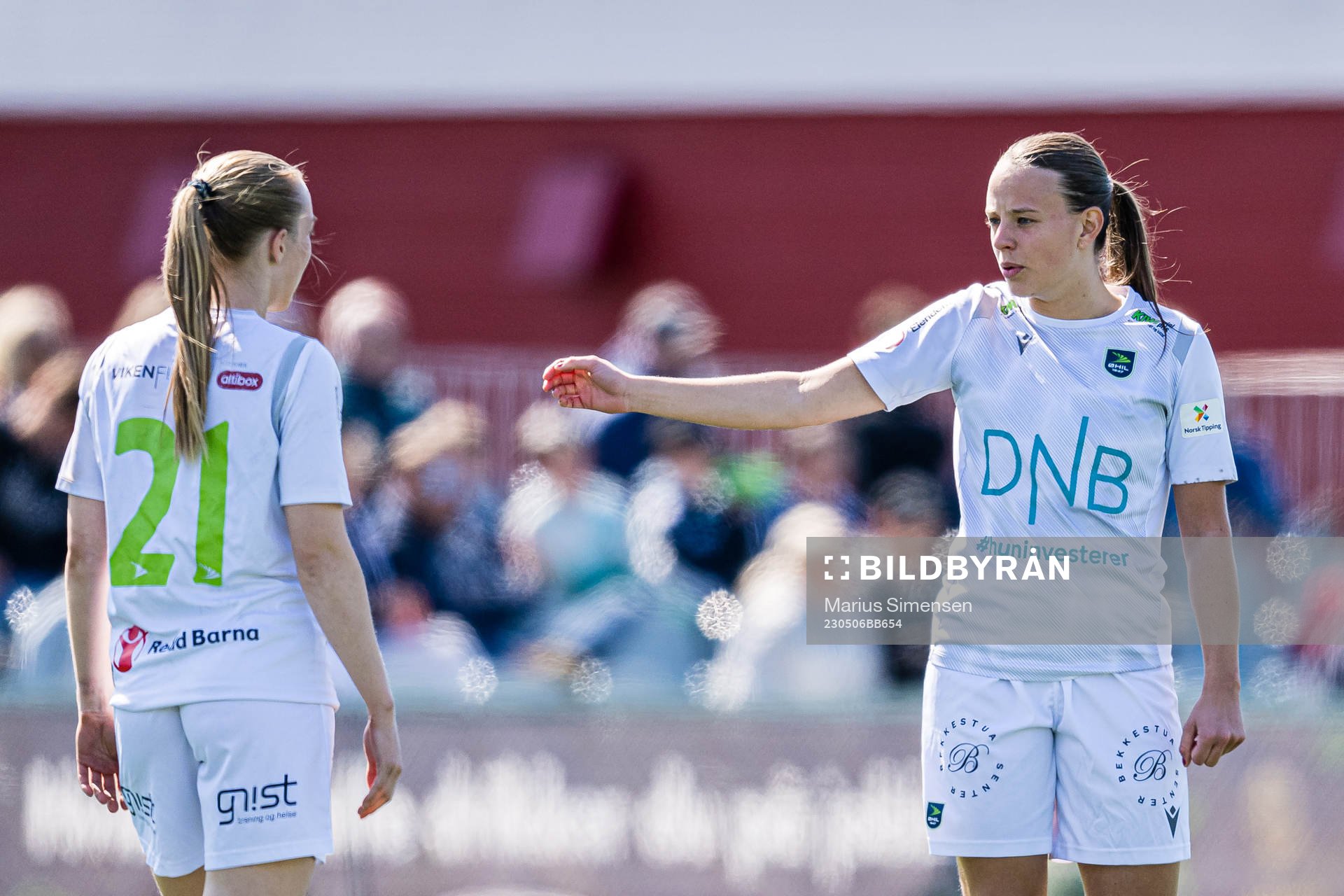 Andrine Schøn Outzen and Celine Elisabeth Larsen of Øvrevoll Hosle during the 1. division football match between Øvrevoll Hosle and TIL 2020 on May 6, 2023 in Bærum.