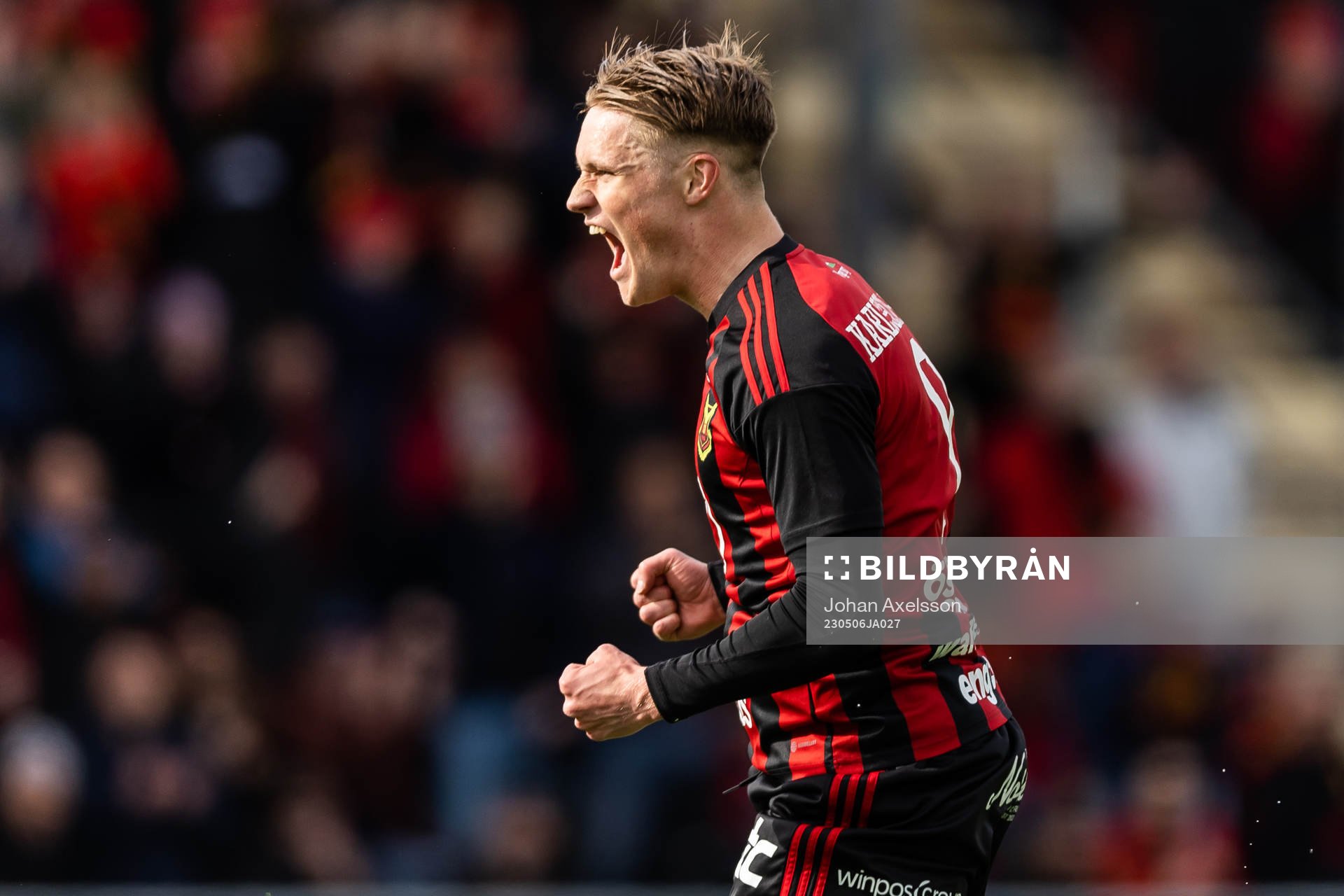 Östersunds Sebastian Karlsson Grach jublar