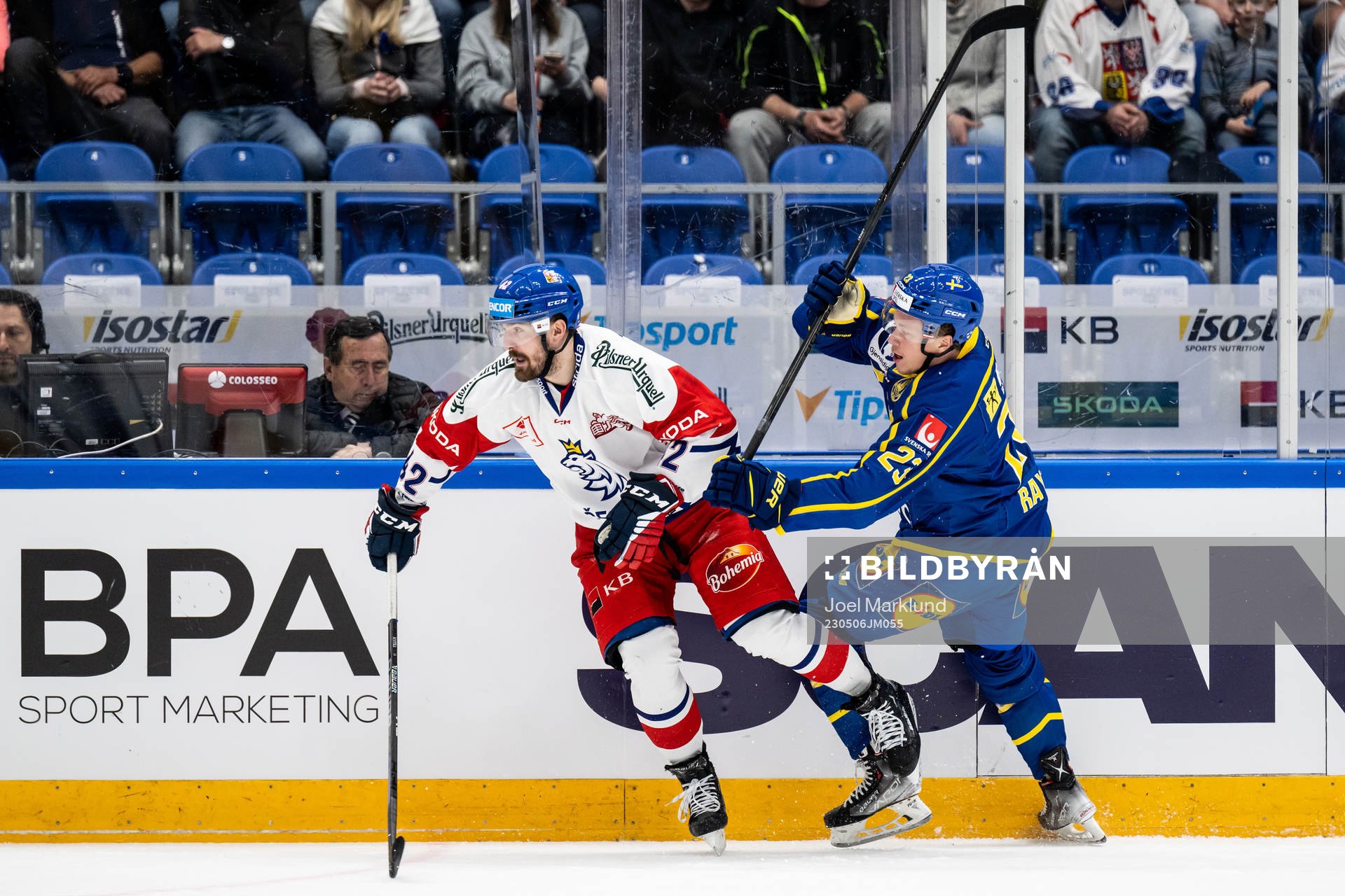 Jan Scotka of Czech Republic and Lucas Raymond of Sweden