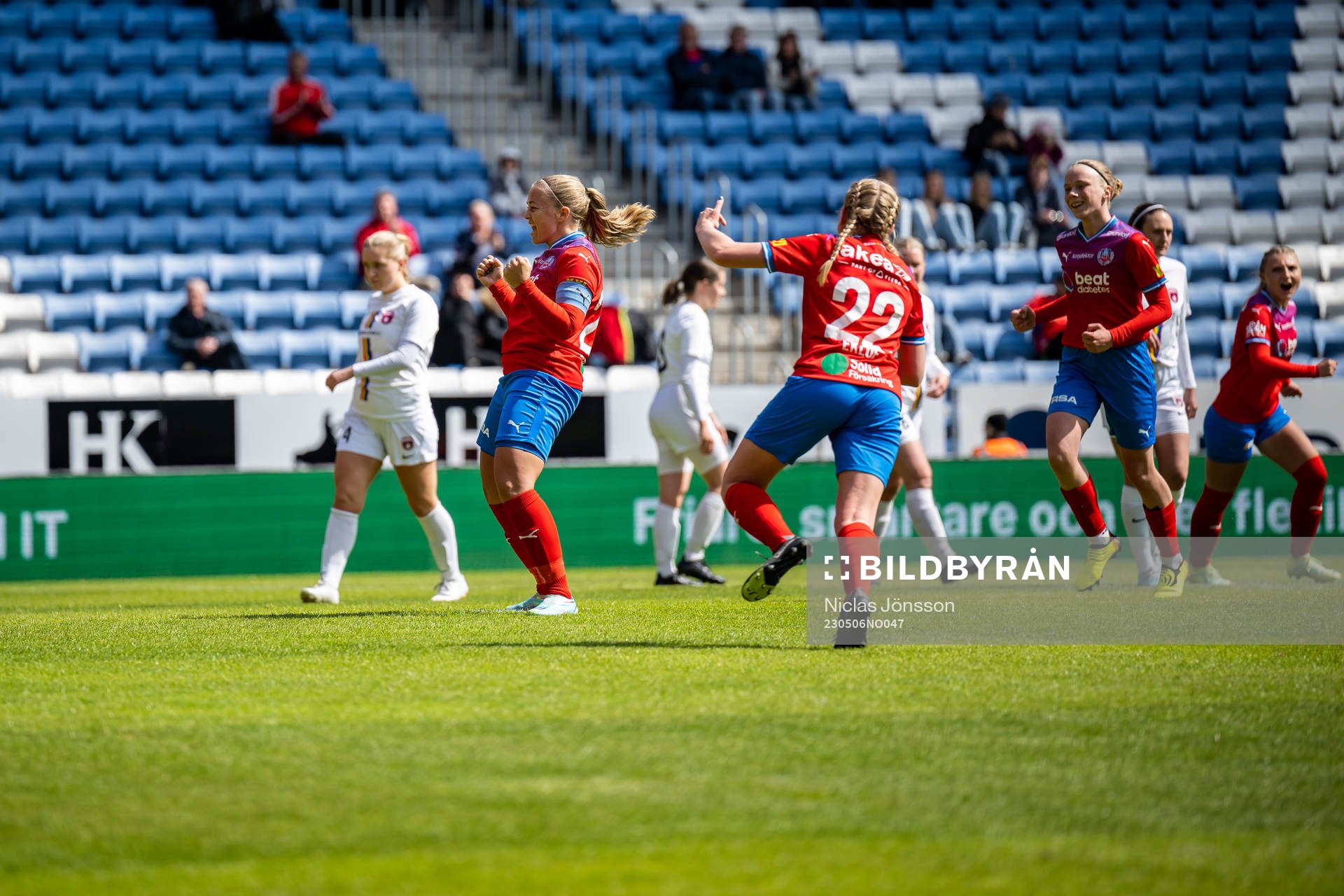 Helsingborgs Stephanie Petersson jublar