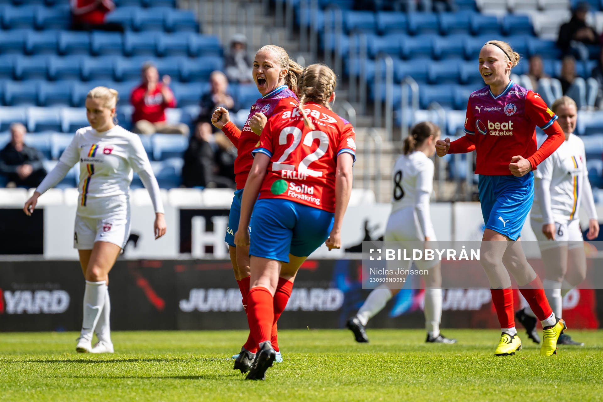 Helsingborgs Stephanie Petersson jublar