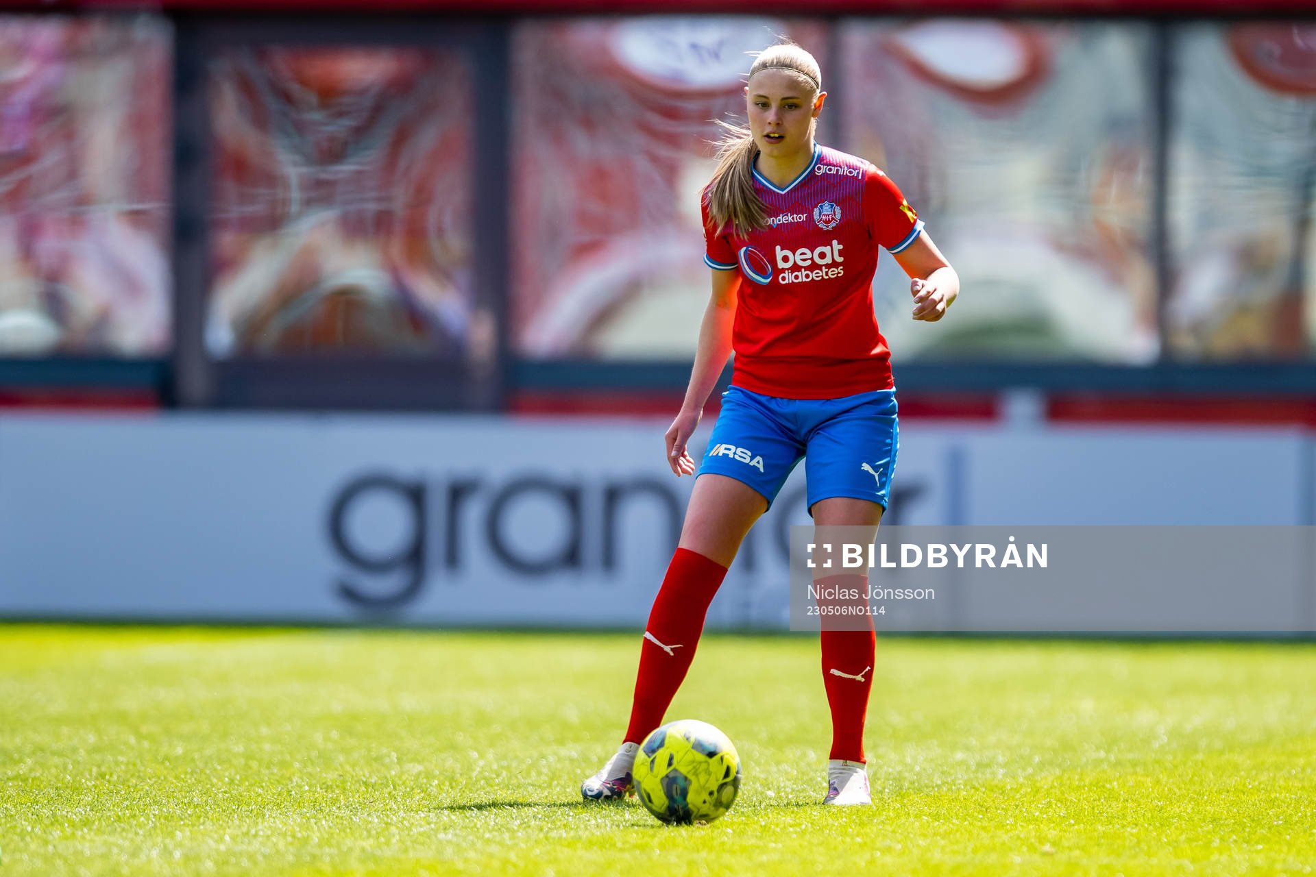 Helsingborgs Izabelle Wahlstedt under fotbollsmatchen i Div 2 Västra Götaland mellan Helsingborg och Qviding den 6 maj 2023 i Helsingborg. 