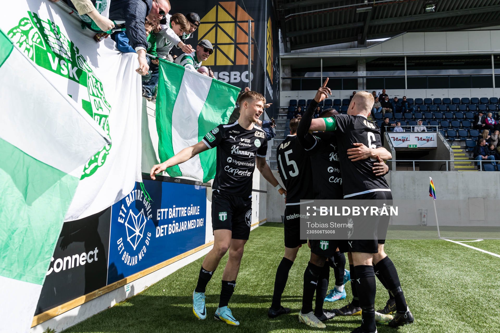 Västerås SKs Jaheem Burke jublar