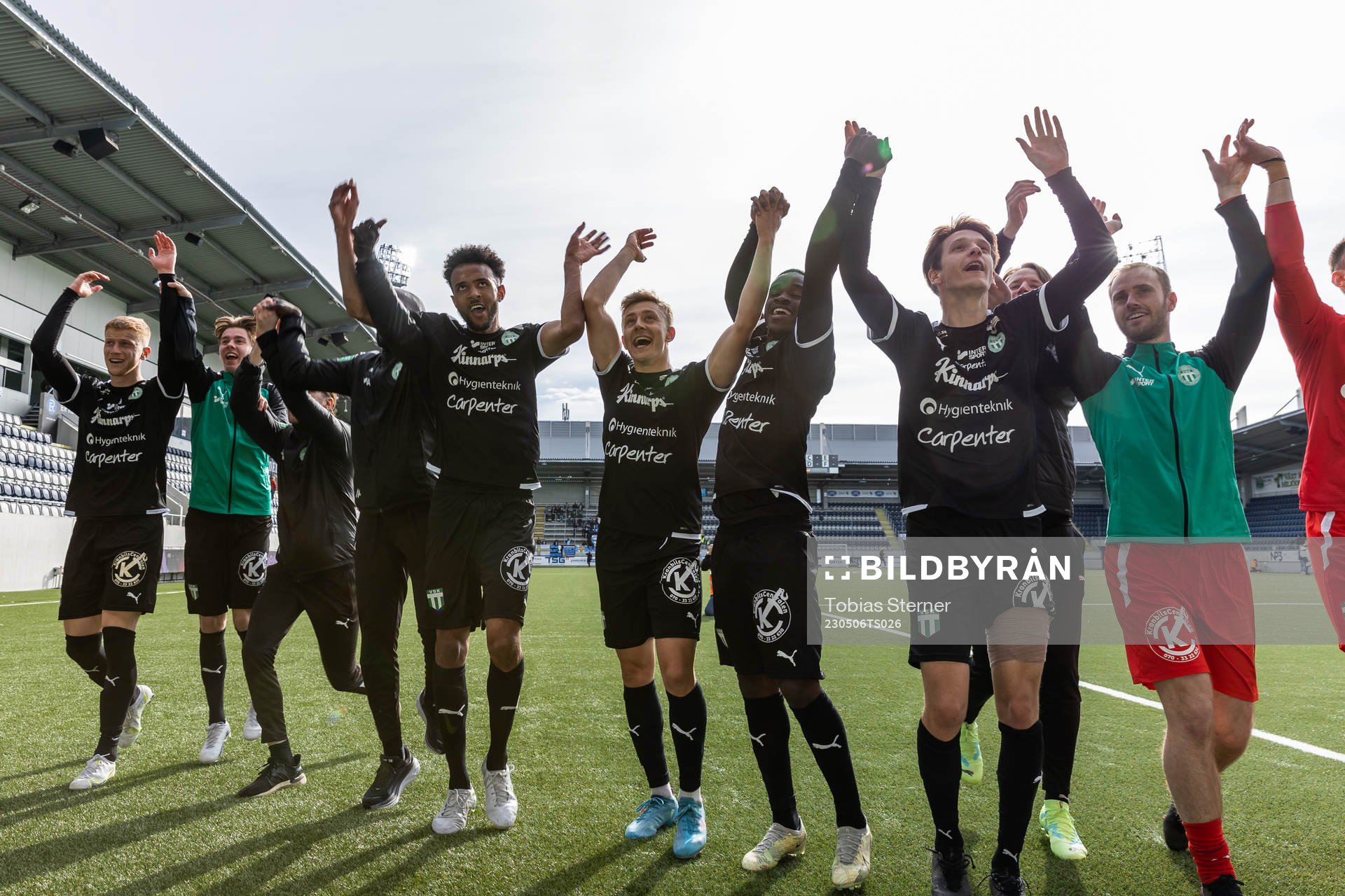 Västerås SKs Alex Douglas, Simon Gefvert, Jaheem Burke