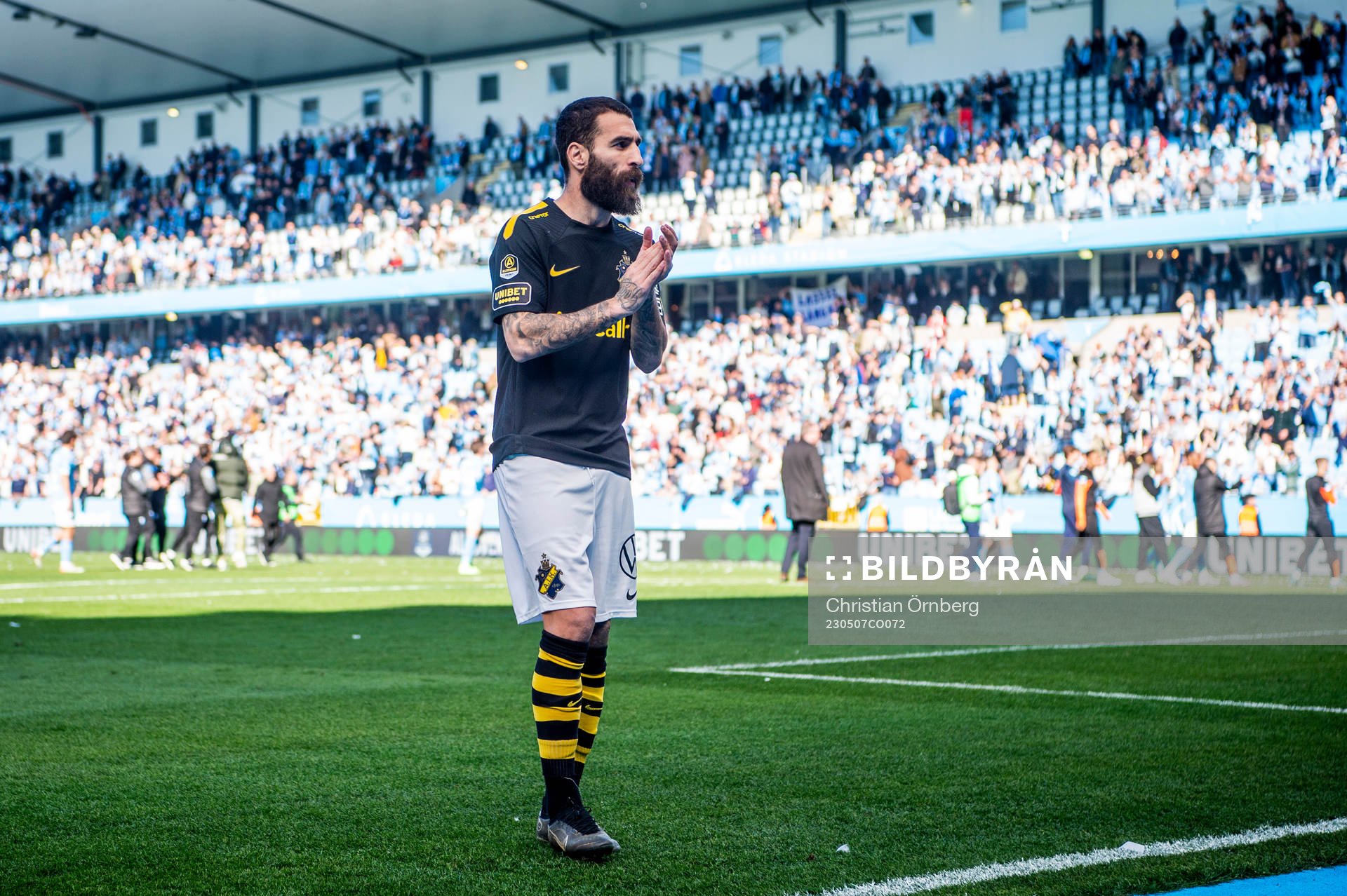 AIKs Jimmy Durmaz deppar