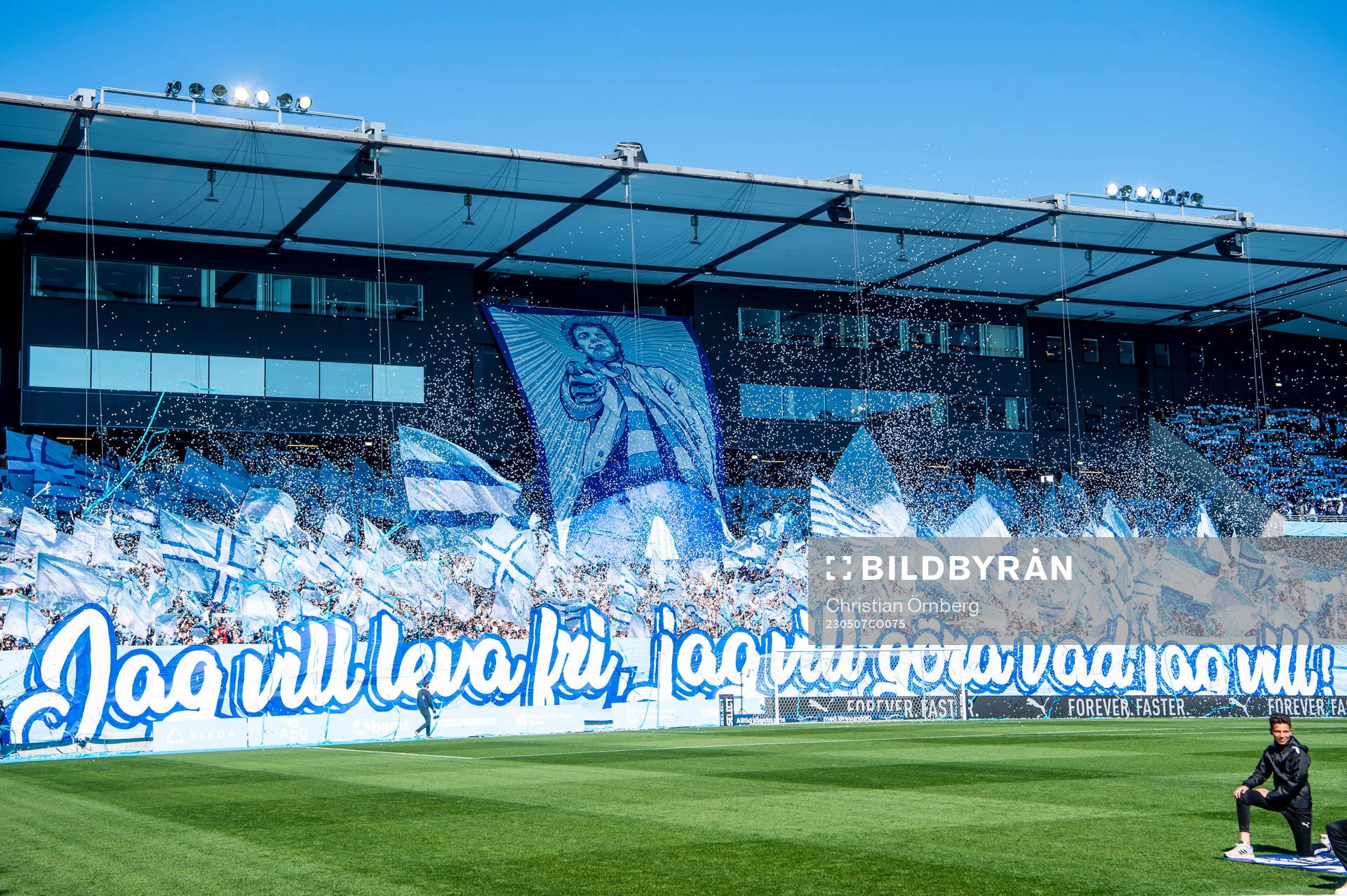 Malmös tifo innan fotbollsmatchen i Allsvenskan mellan Malmö FF och AIK den 7 maj 2023 i Malmö. 