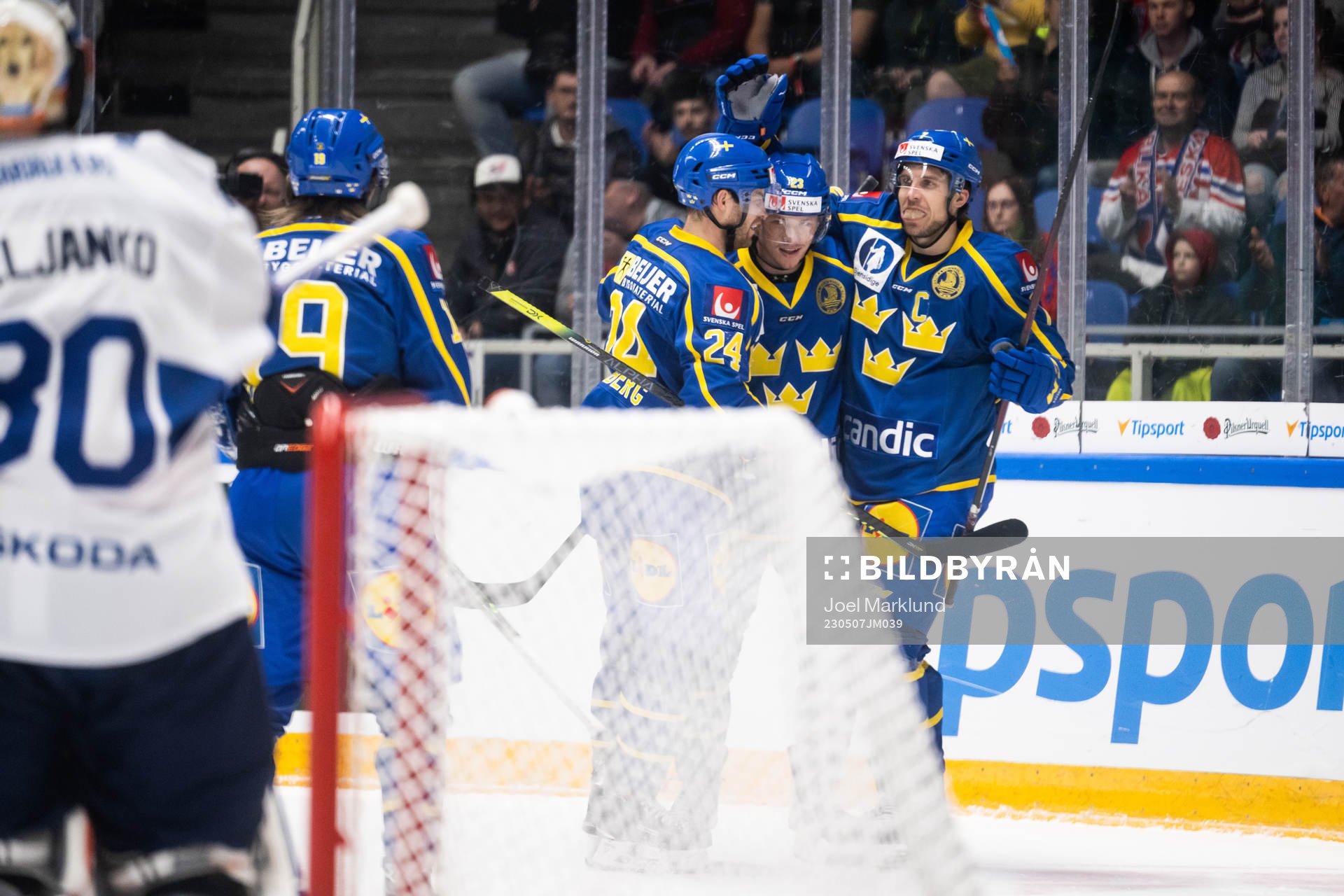 Oscar Lindberg, Lucas Raymond and Henrik Tömmernes of