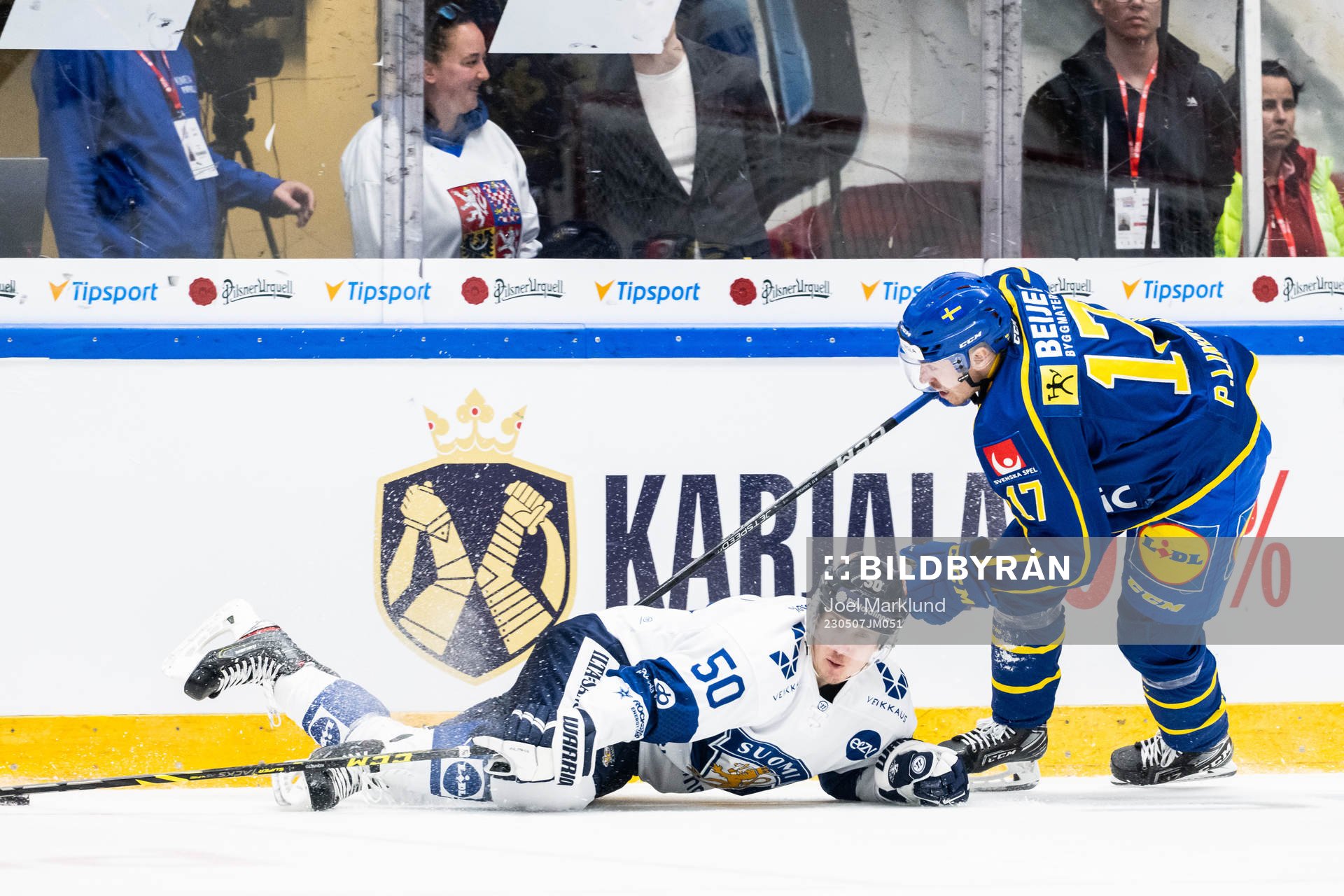Miika Koivisto of Finland and Pär Lindholm of Sweden