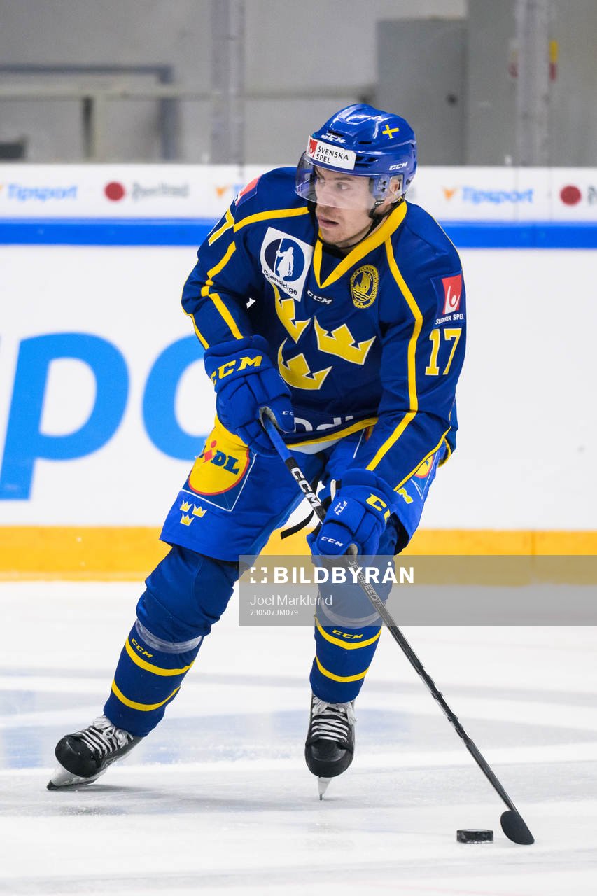 Pär Lindholm of Sweden